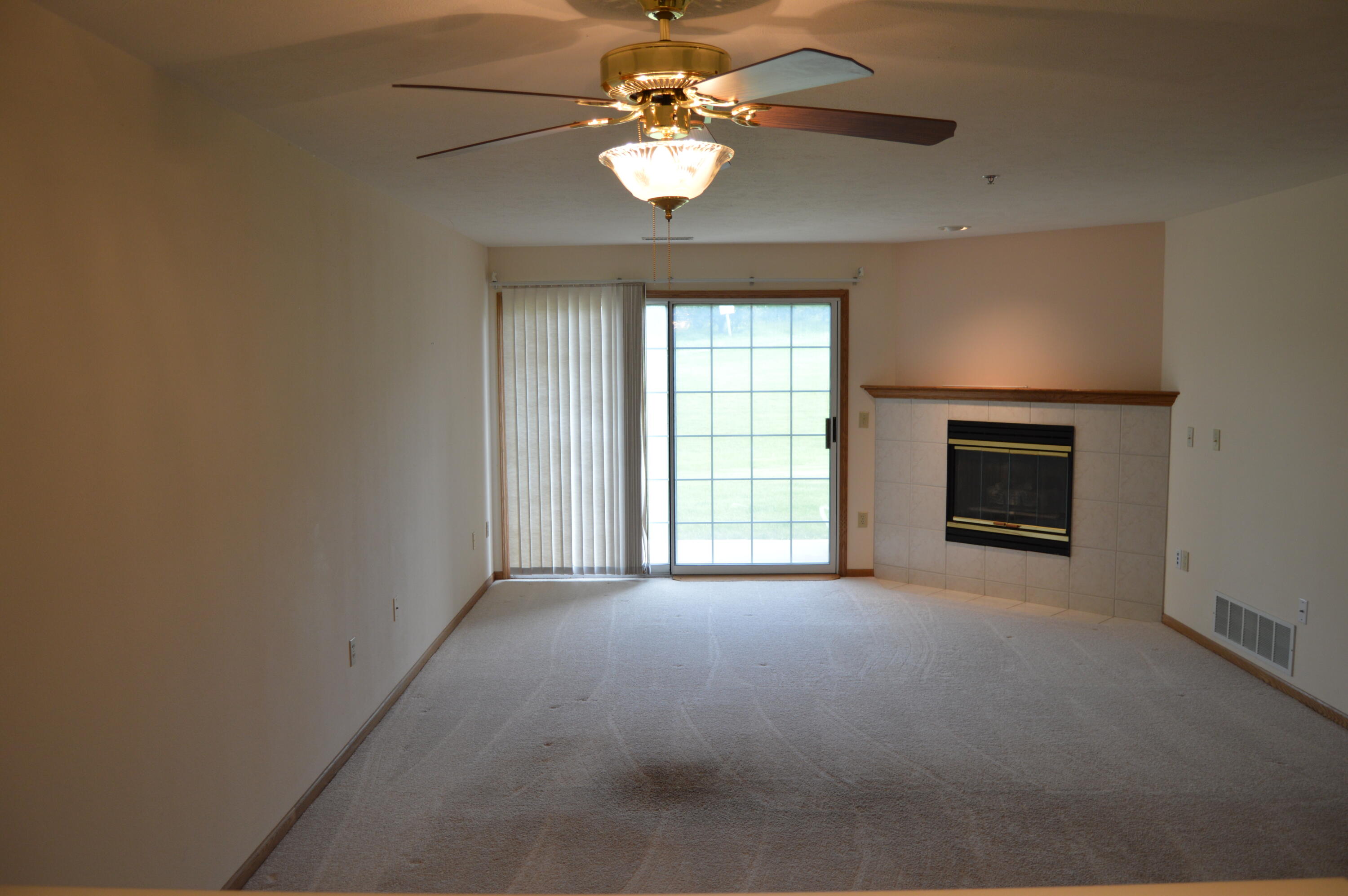 4575 S 124th St Unit: 4575