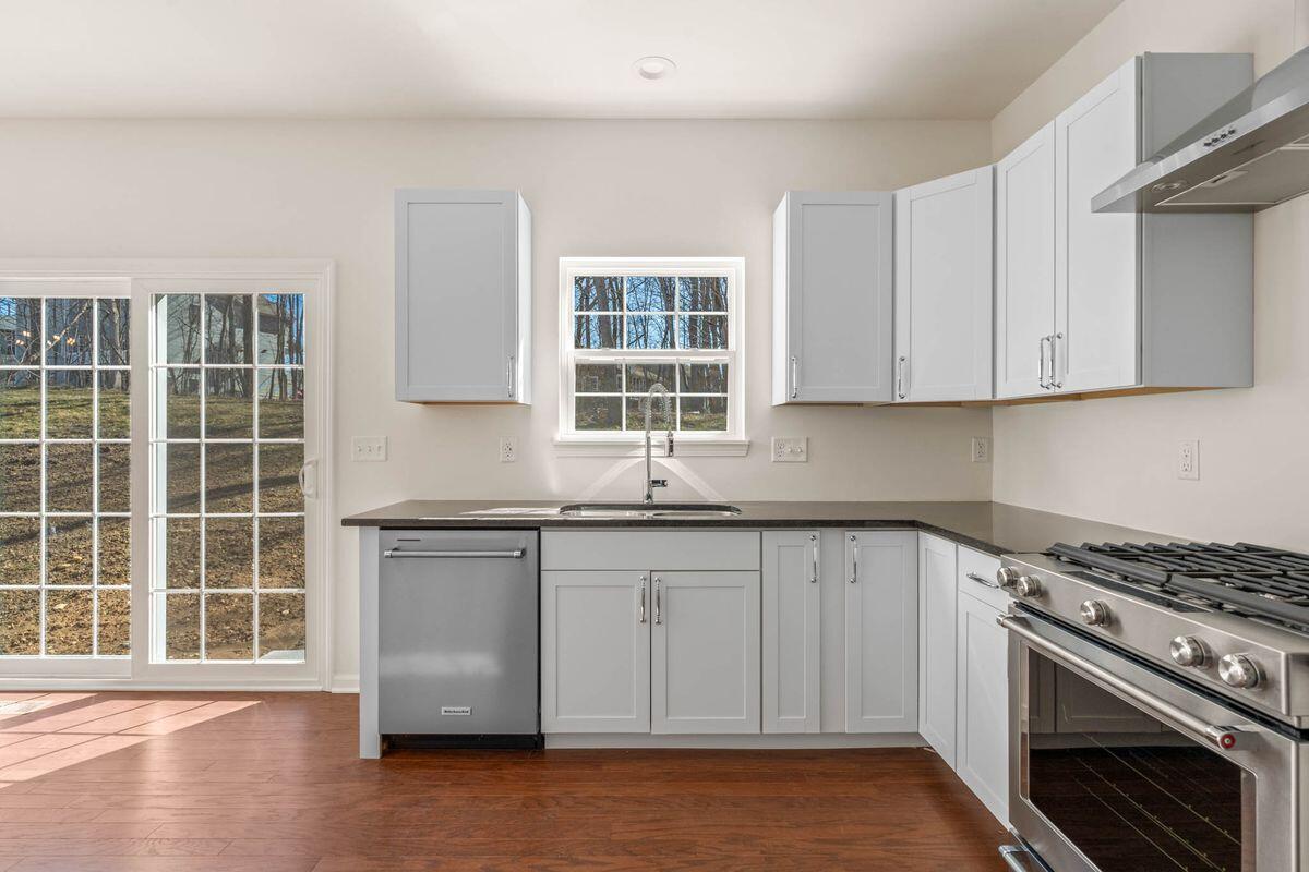 1824 Forestview Ct