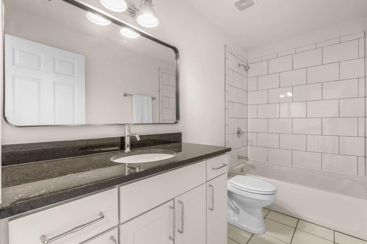 1824 Forestview Ct