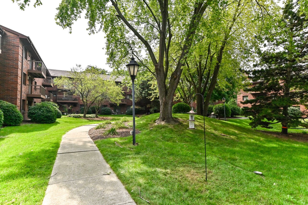 1108 N Milwaukee St Unit: 246