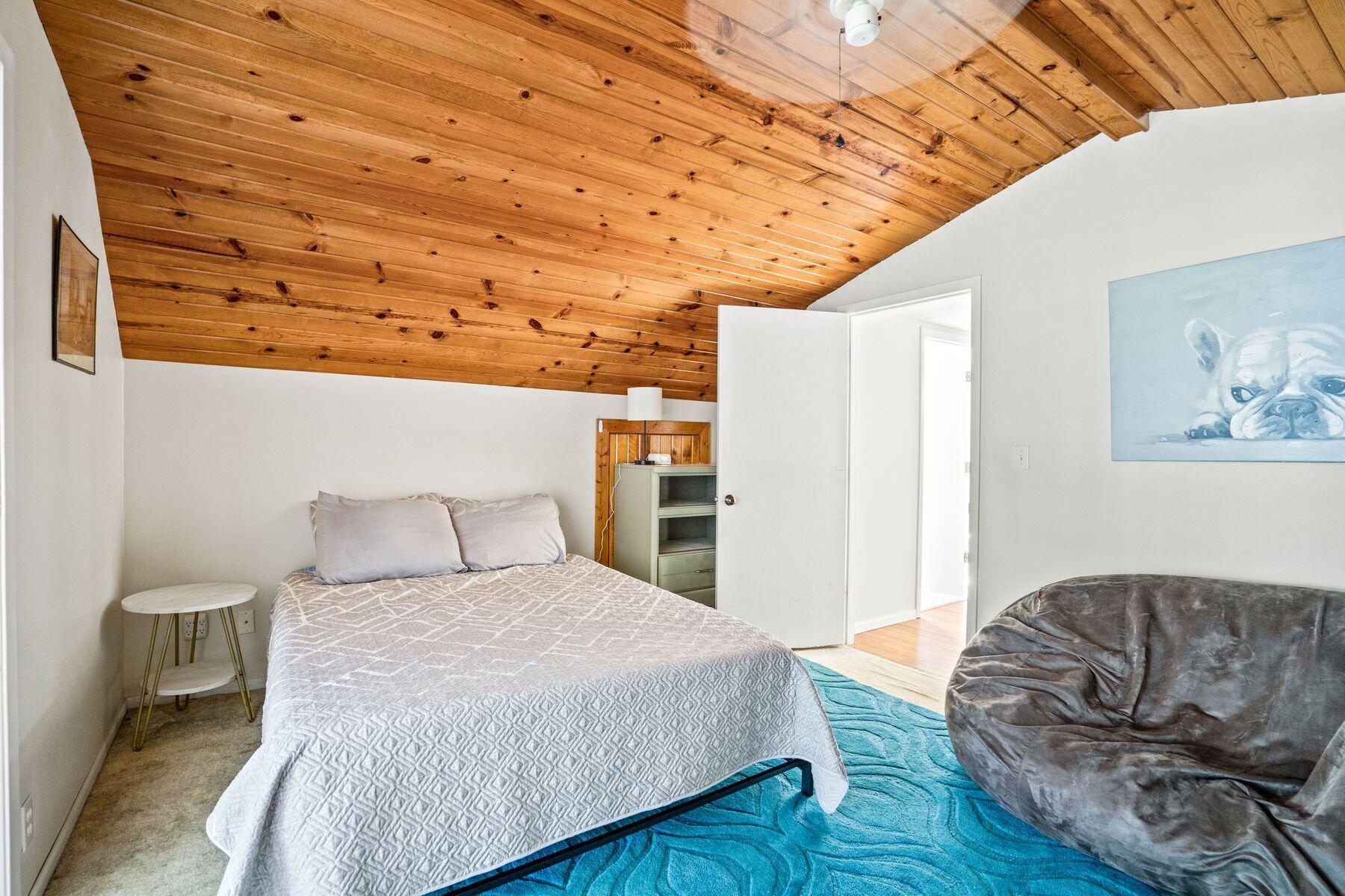 W475 Huron Bay Dr