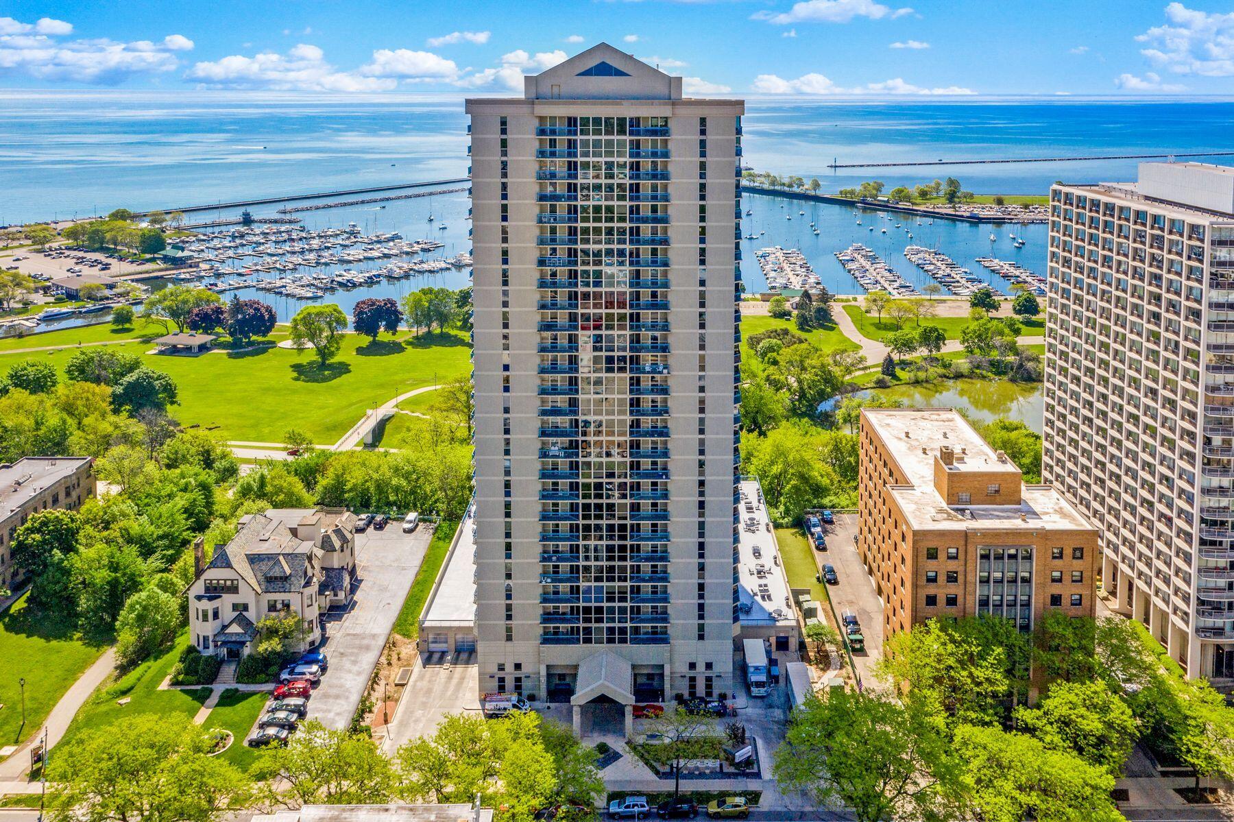 1660 N Prospect Ave Unit: 1507