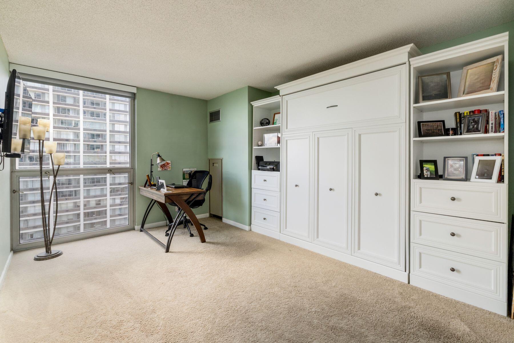 1660 N Prospect Ave Unit: 1507