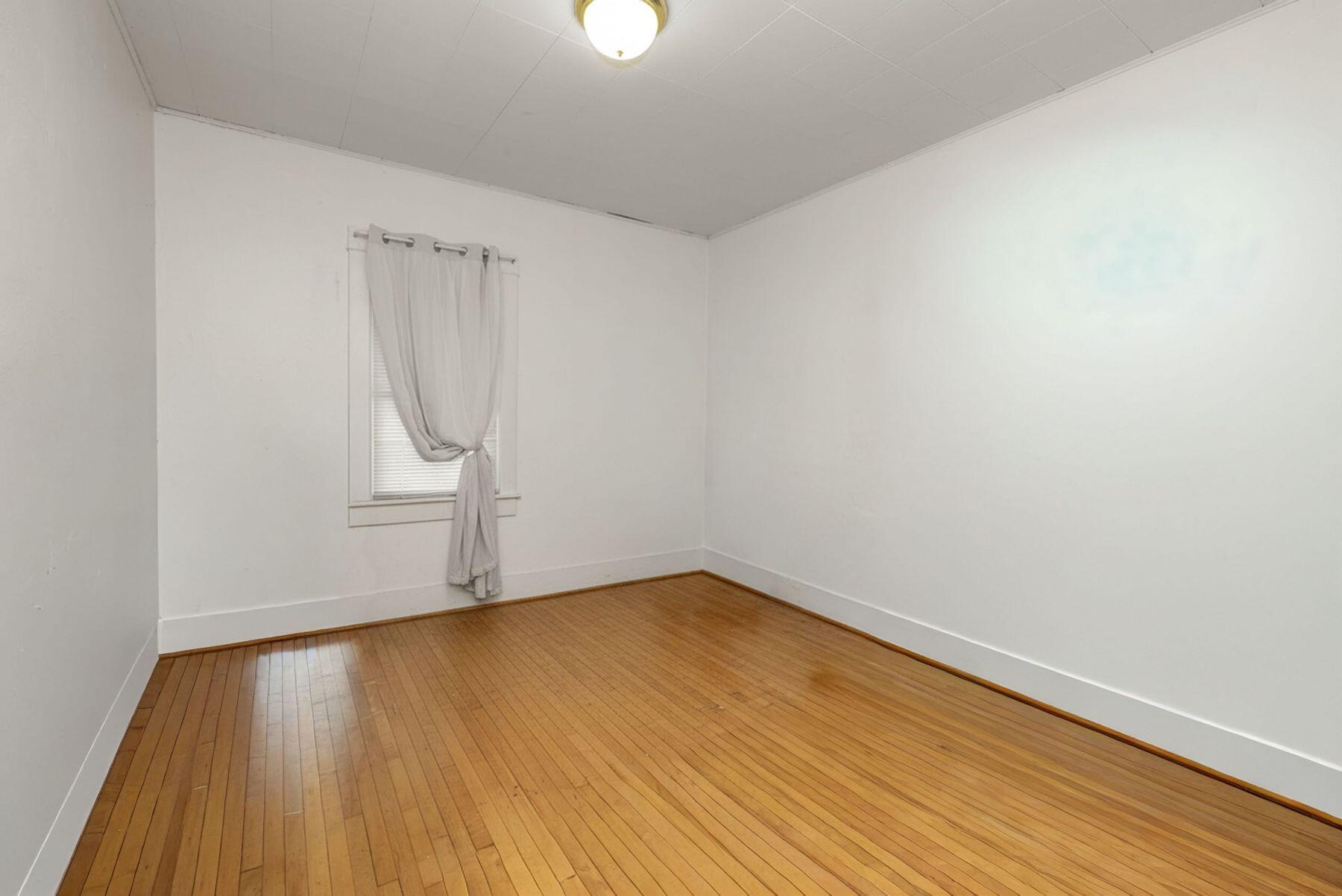 1128 S 35th St Unit: 1130