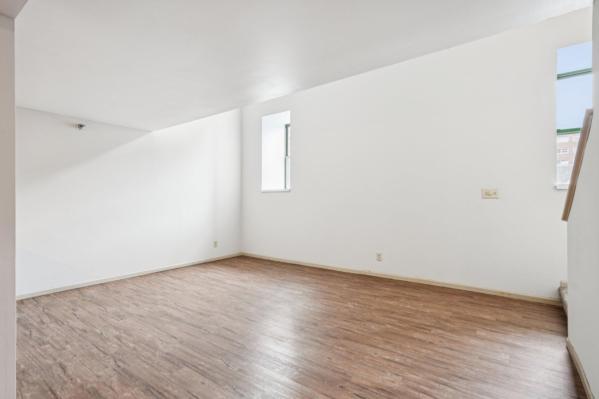 270 E Highland Ave Unit: 622