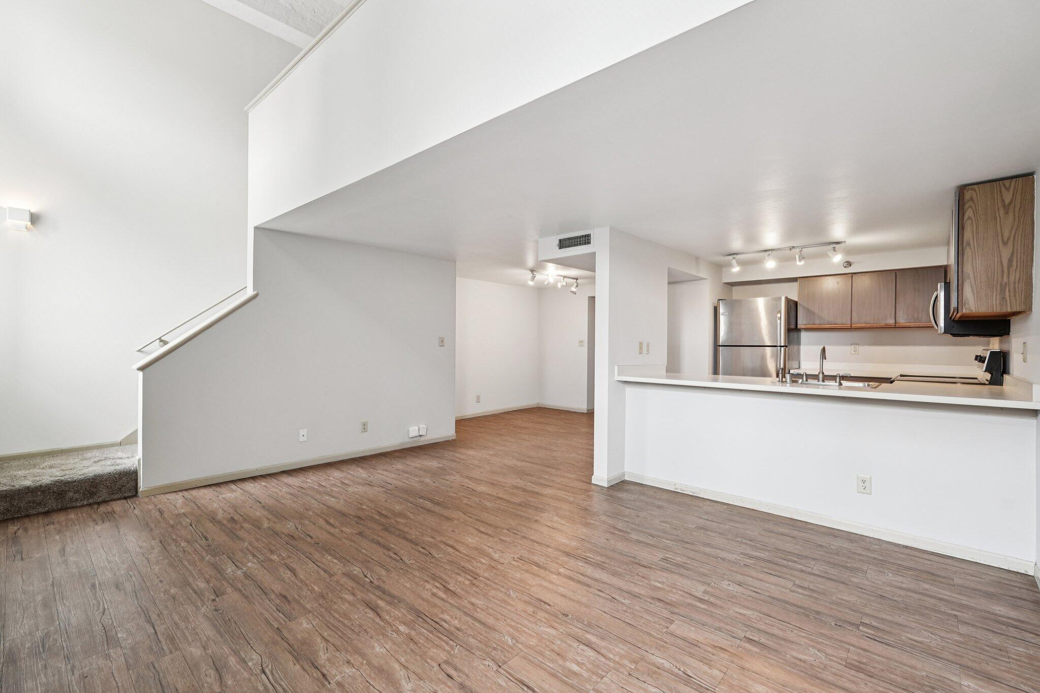 270 E Highland Ave Unit: 622