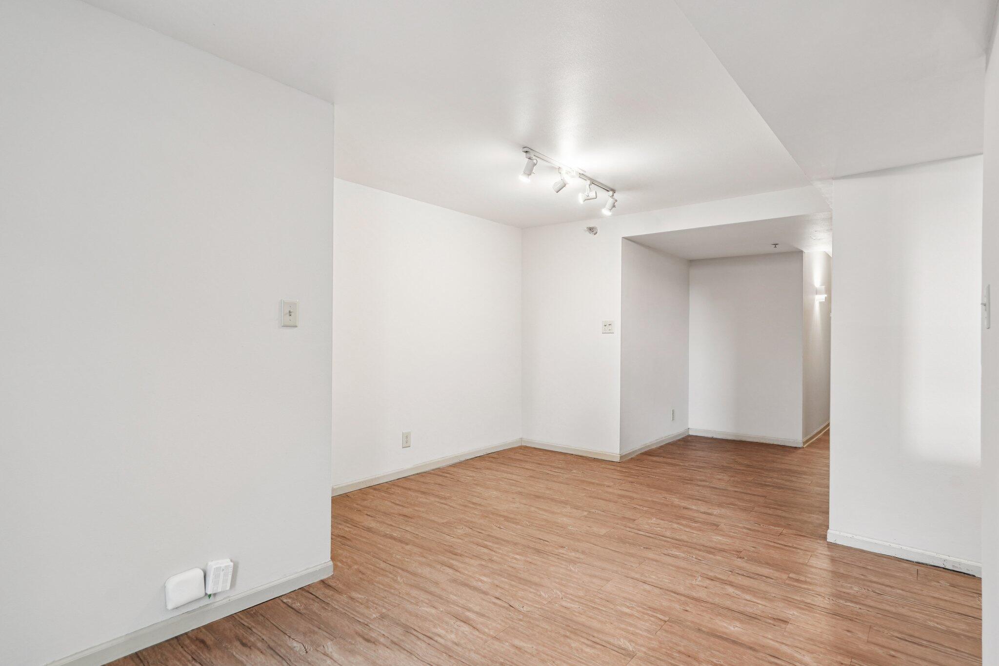 270 E Highland Ave Unit: 622
