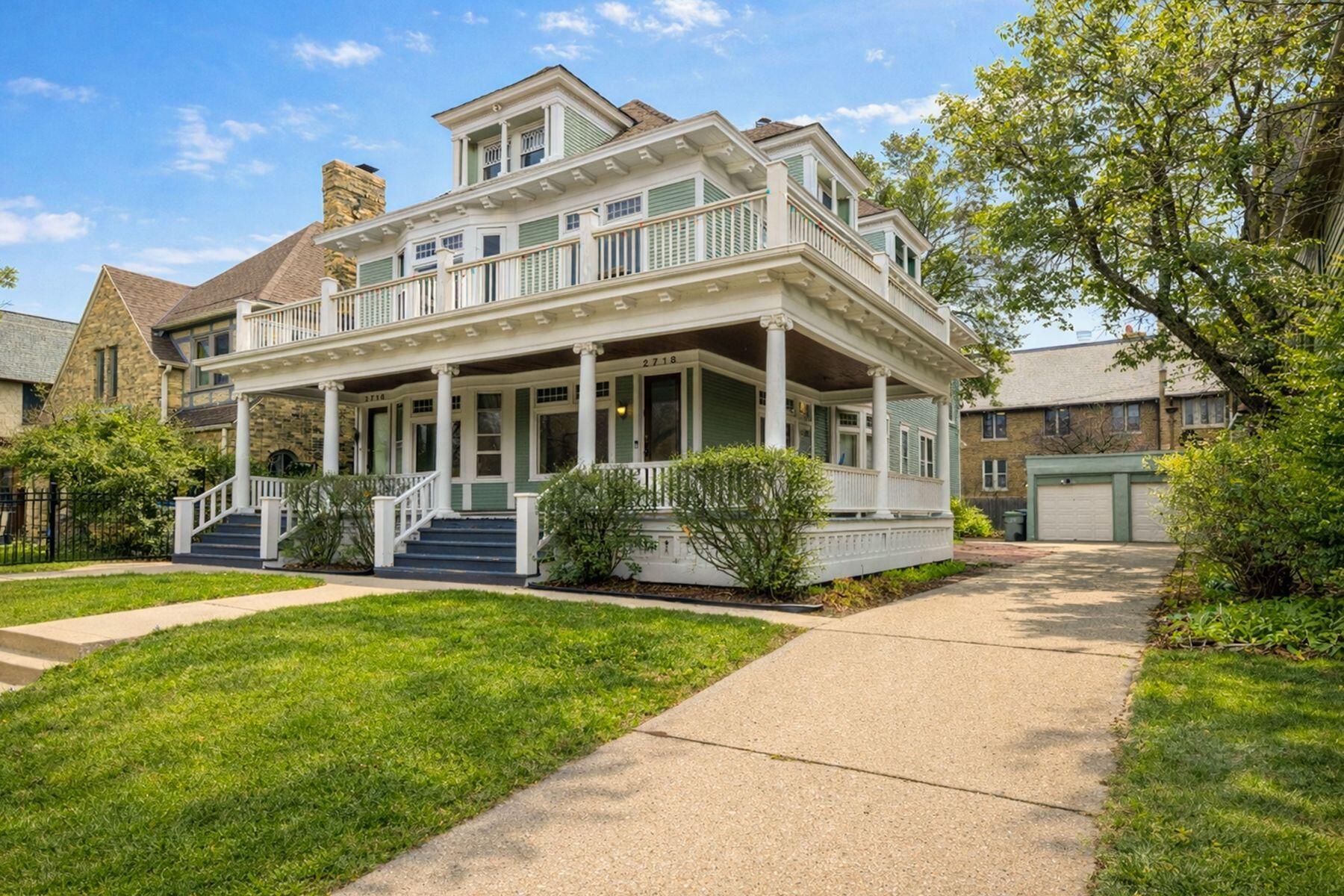 2718 E Kenwood Blvd Unit: 2