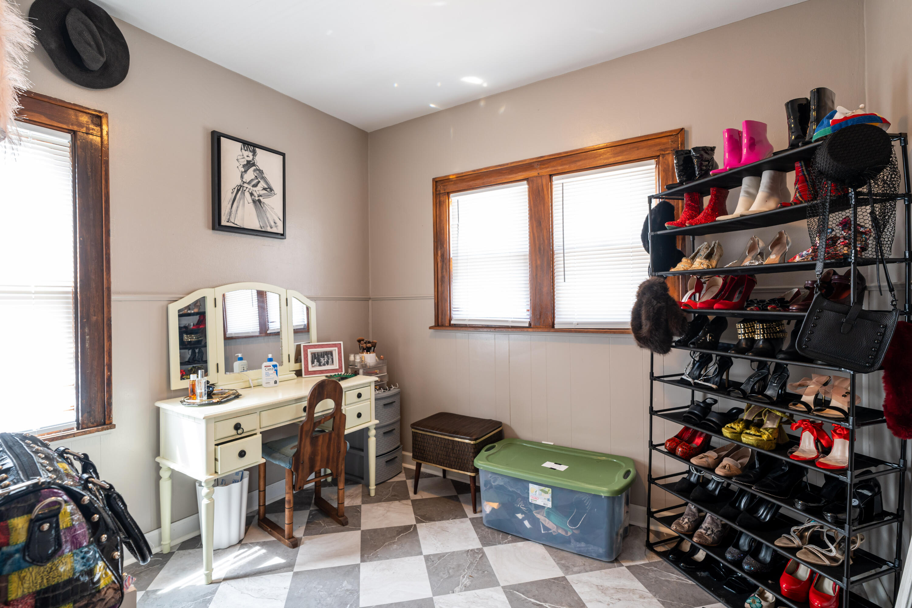 1429 N 49th St Unit: 1431