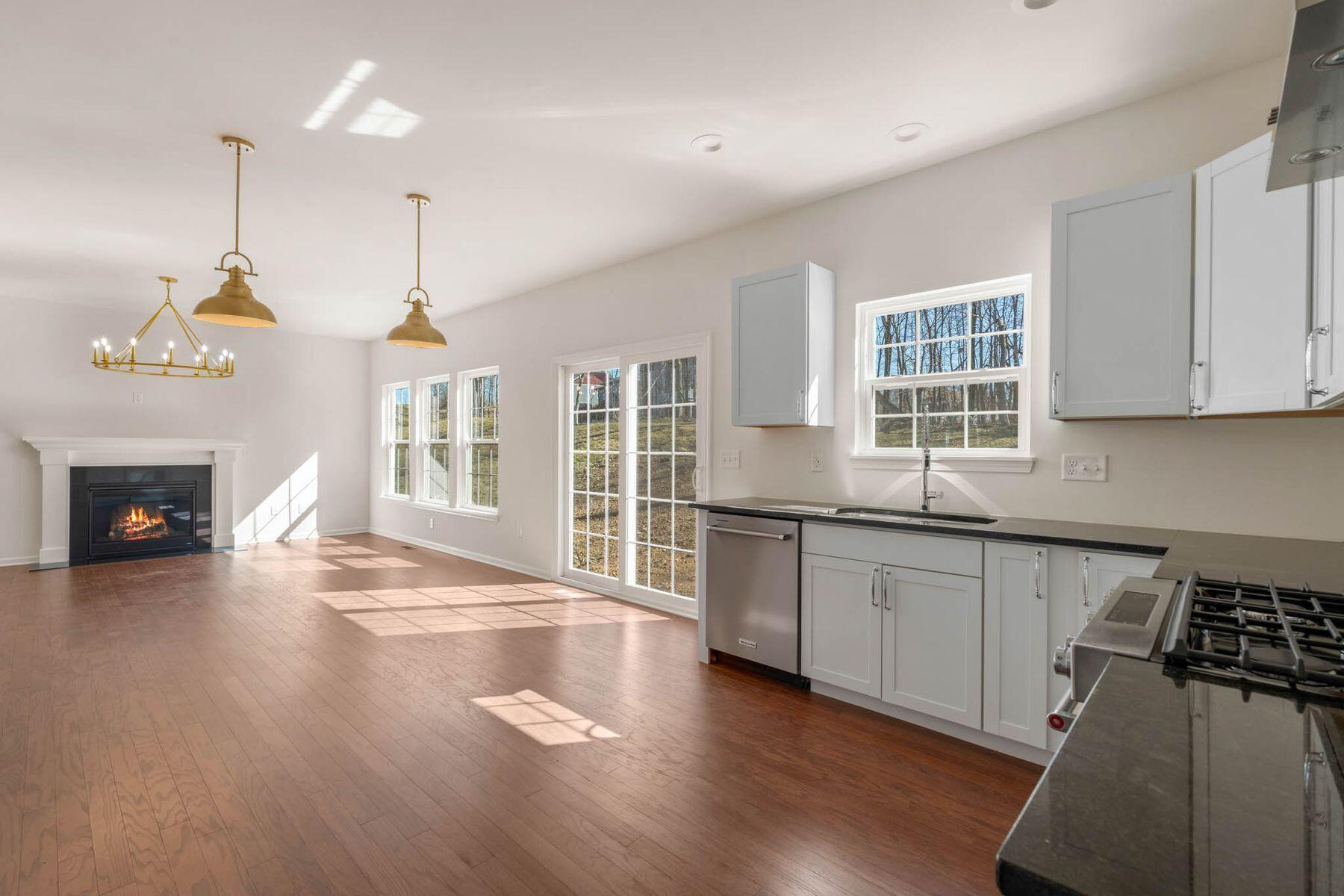 1824 Forestview Ct