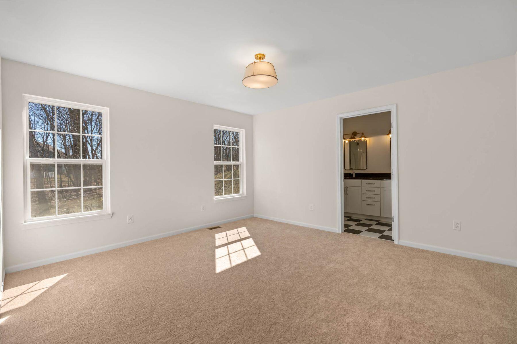 1824 Forestview Ct