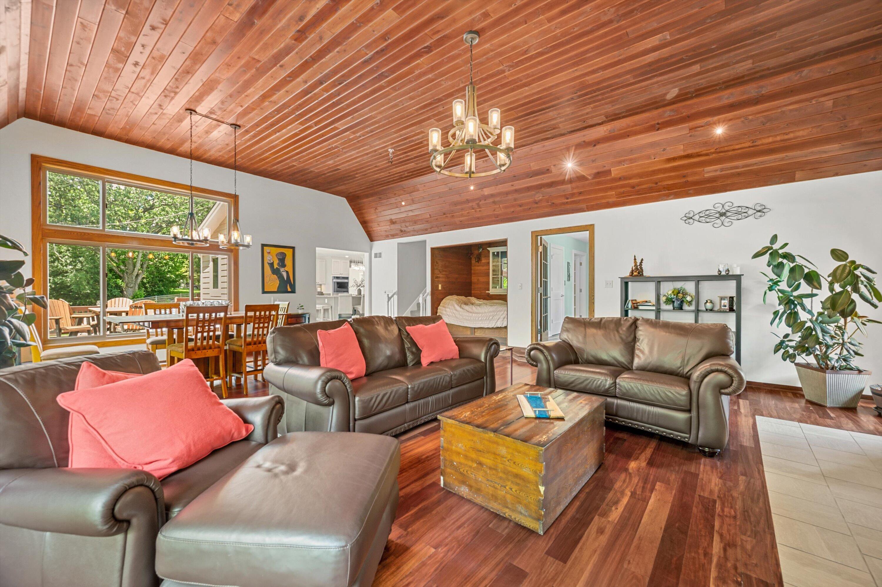 515 Pebble Creek Pass