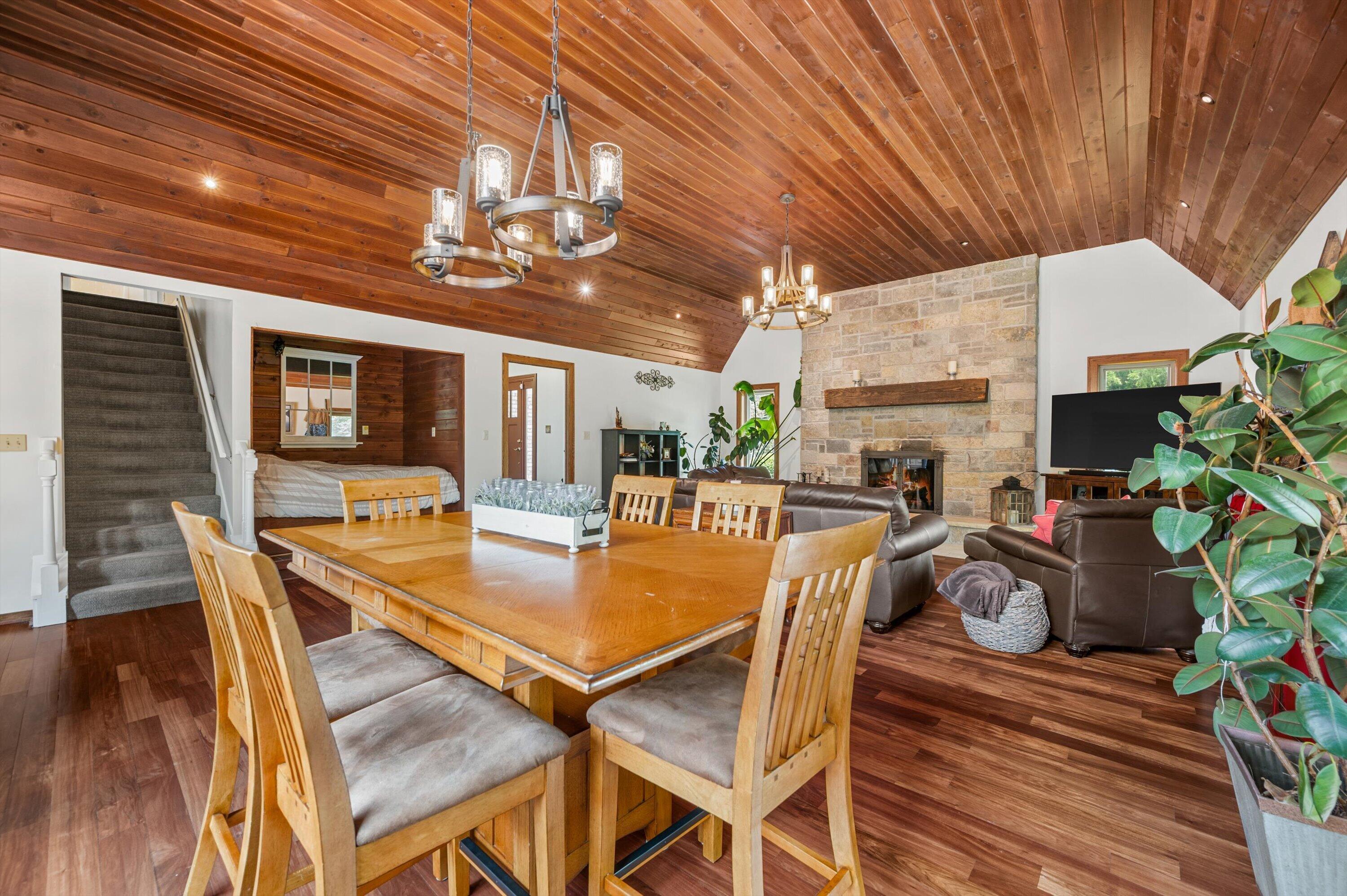 515 Pebble Creek Pass
