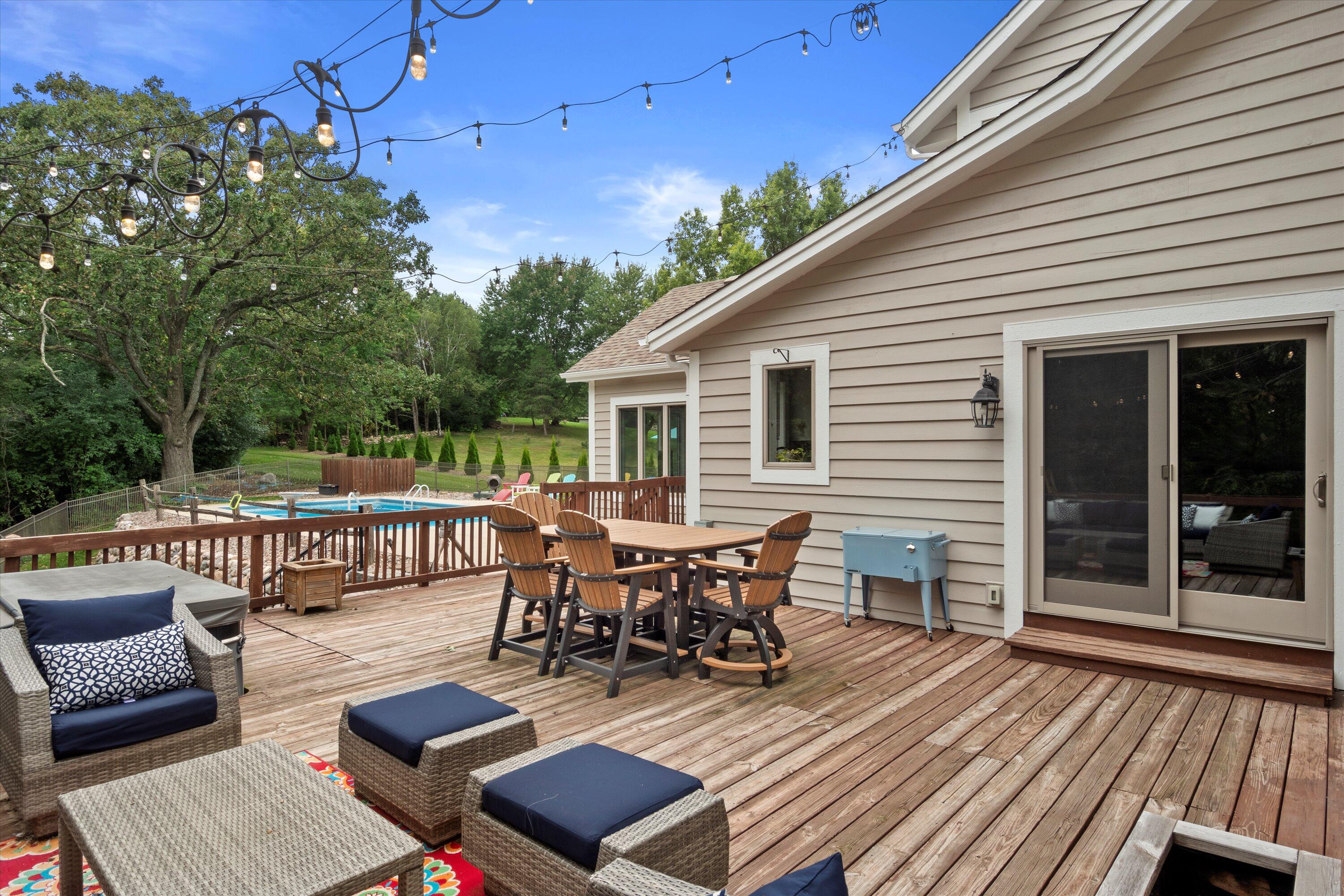 515 Pebble Creek Pass