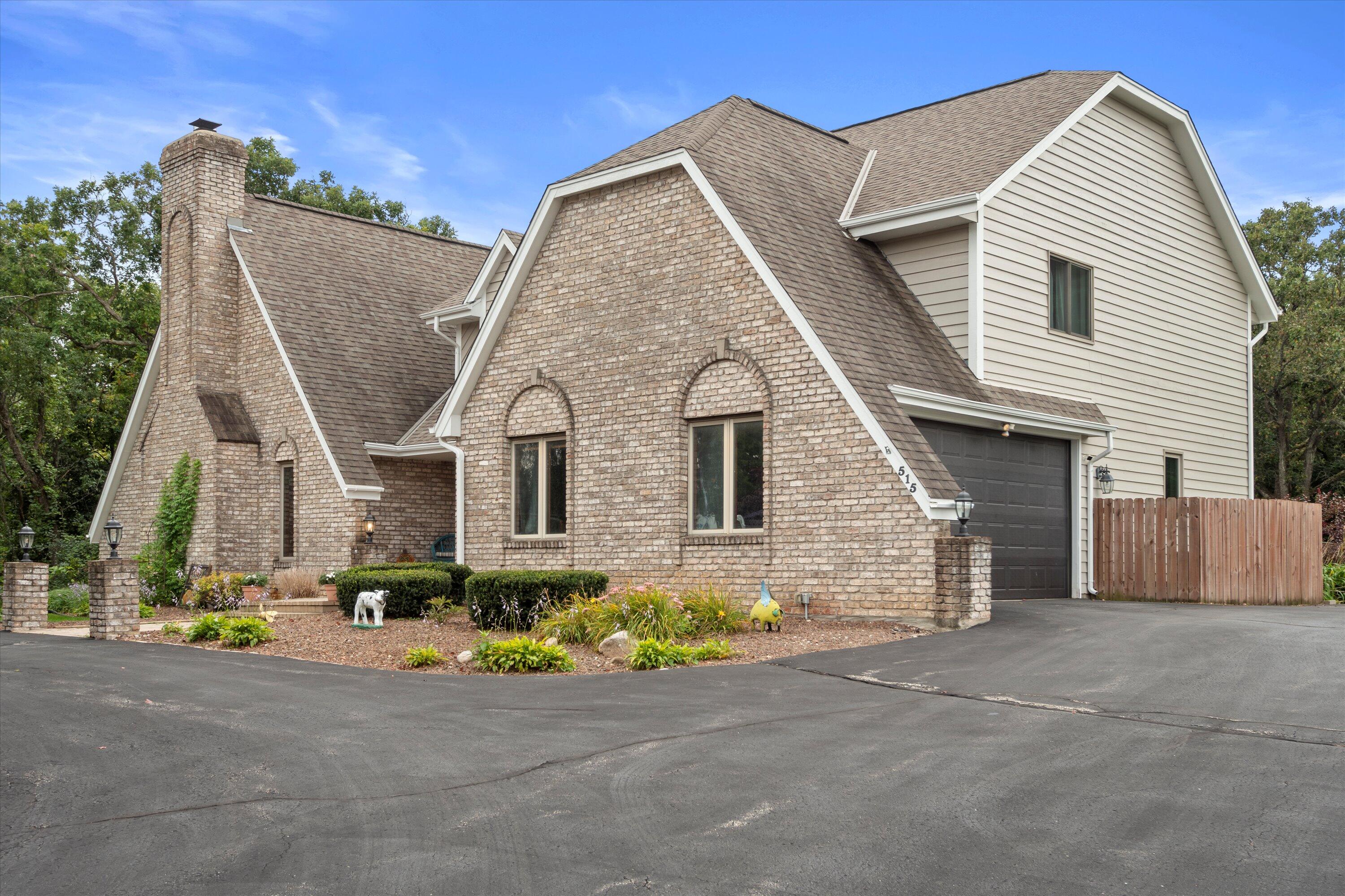 515 Pebble Creek Pass