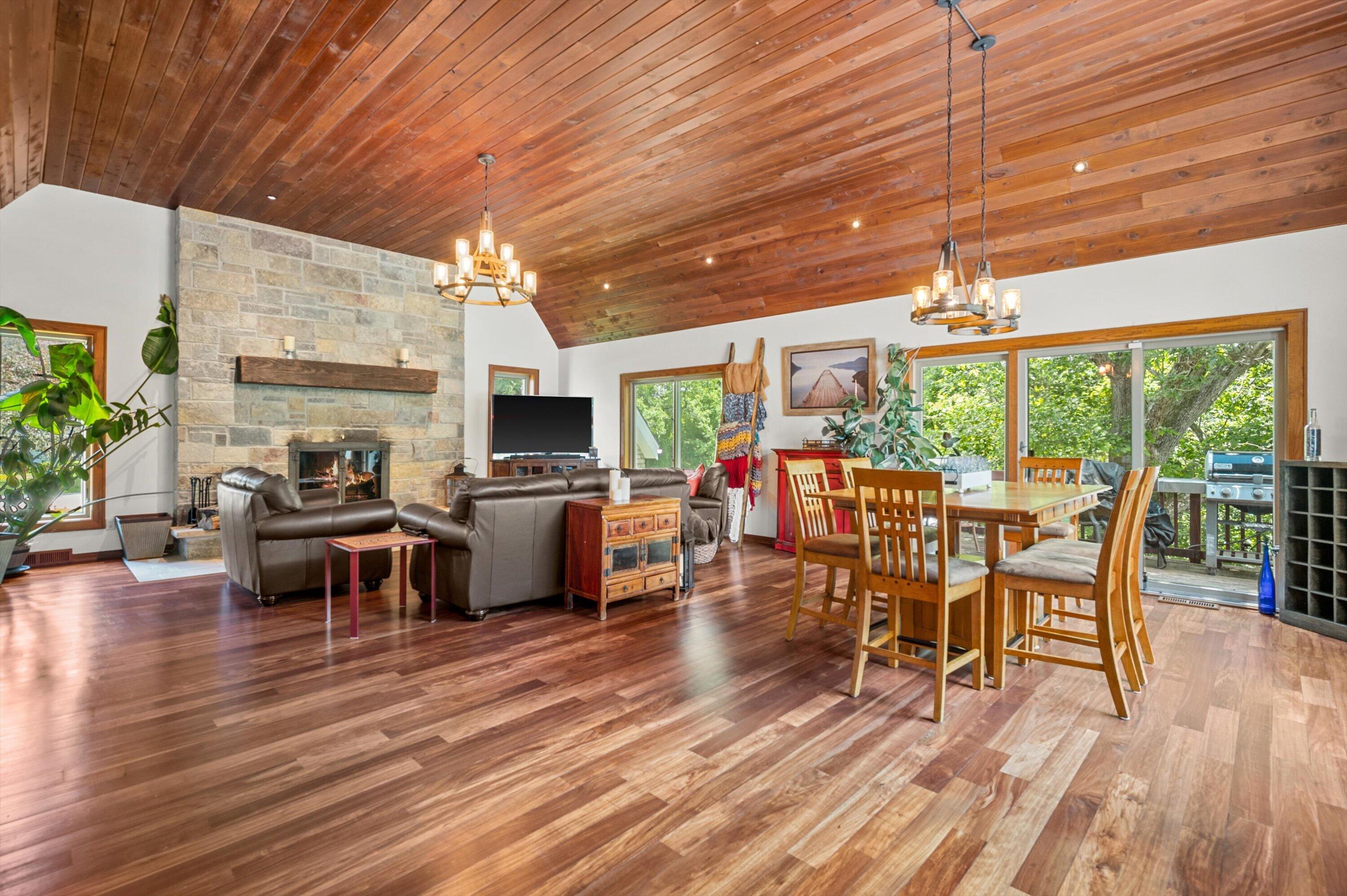 515 Pebble Creek Pass