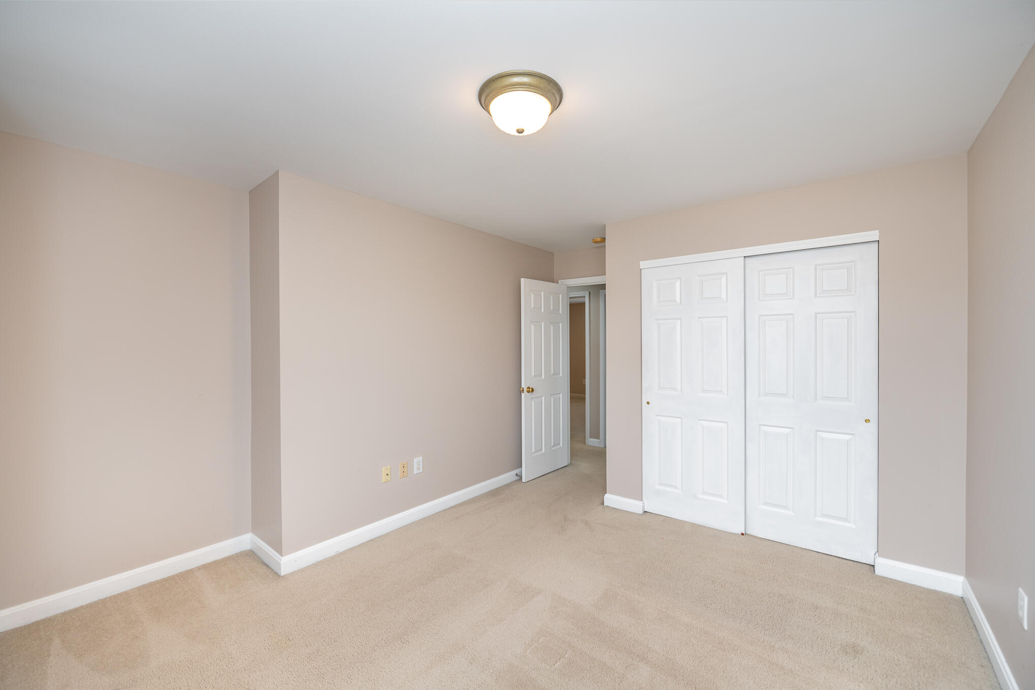 10667 Sunnys Halo Court