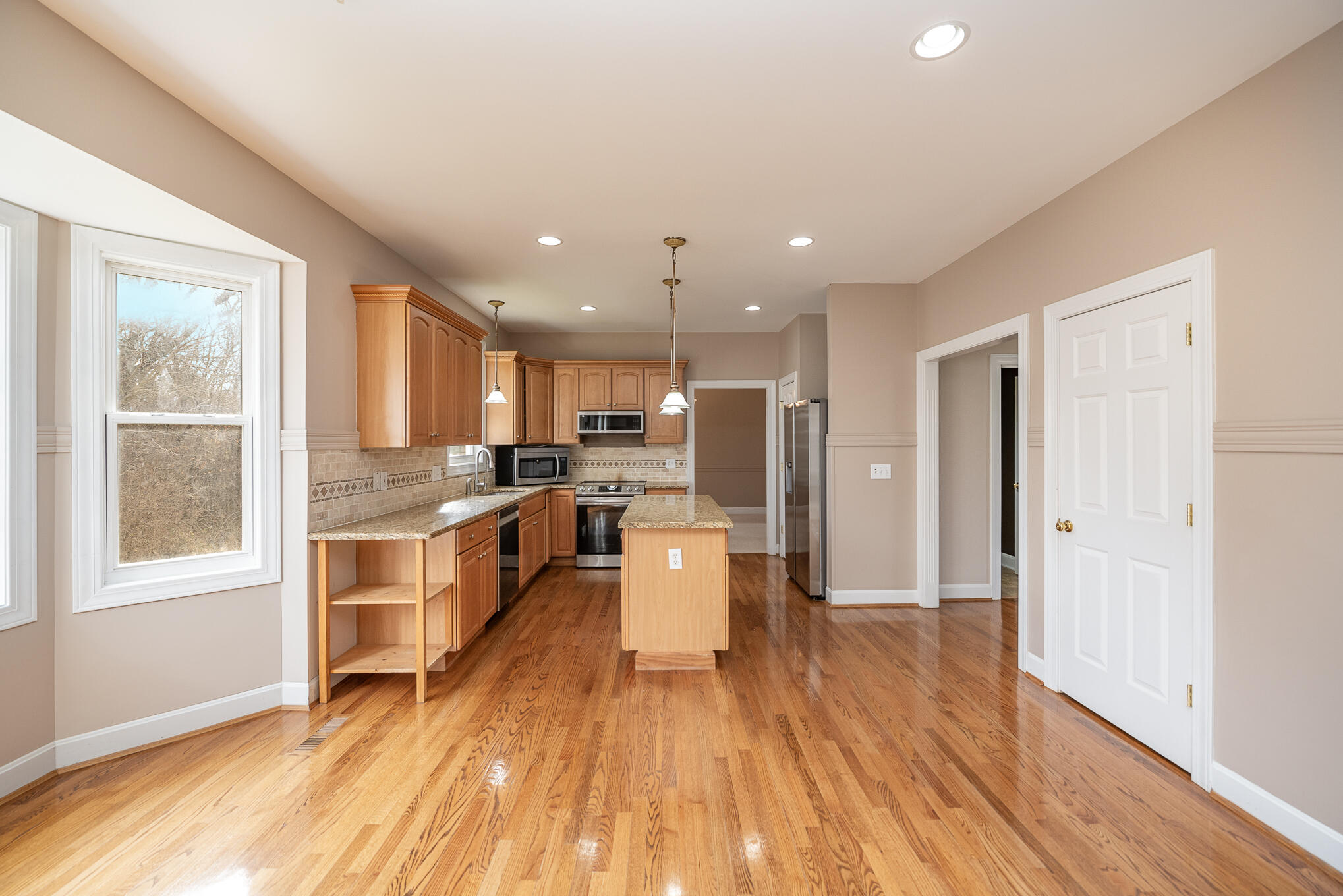 10667 Sunnys Halo Court