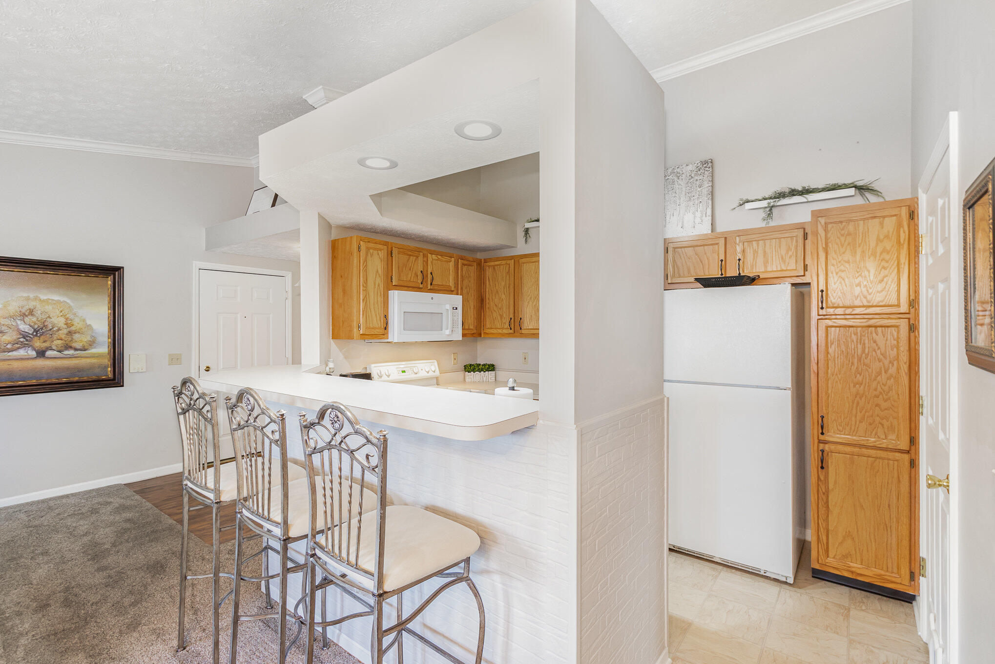 240 Langshire Court, 5