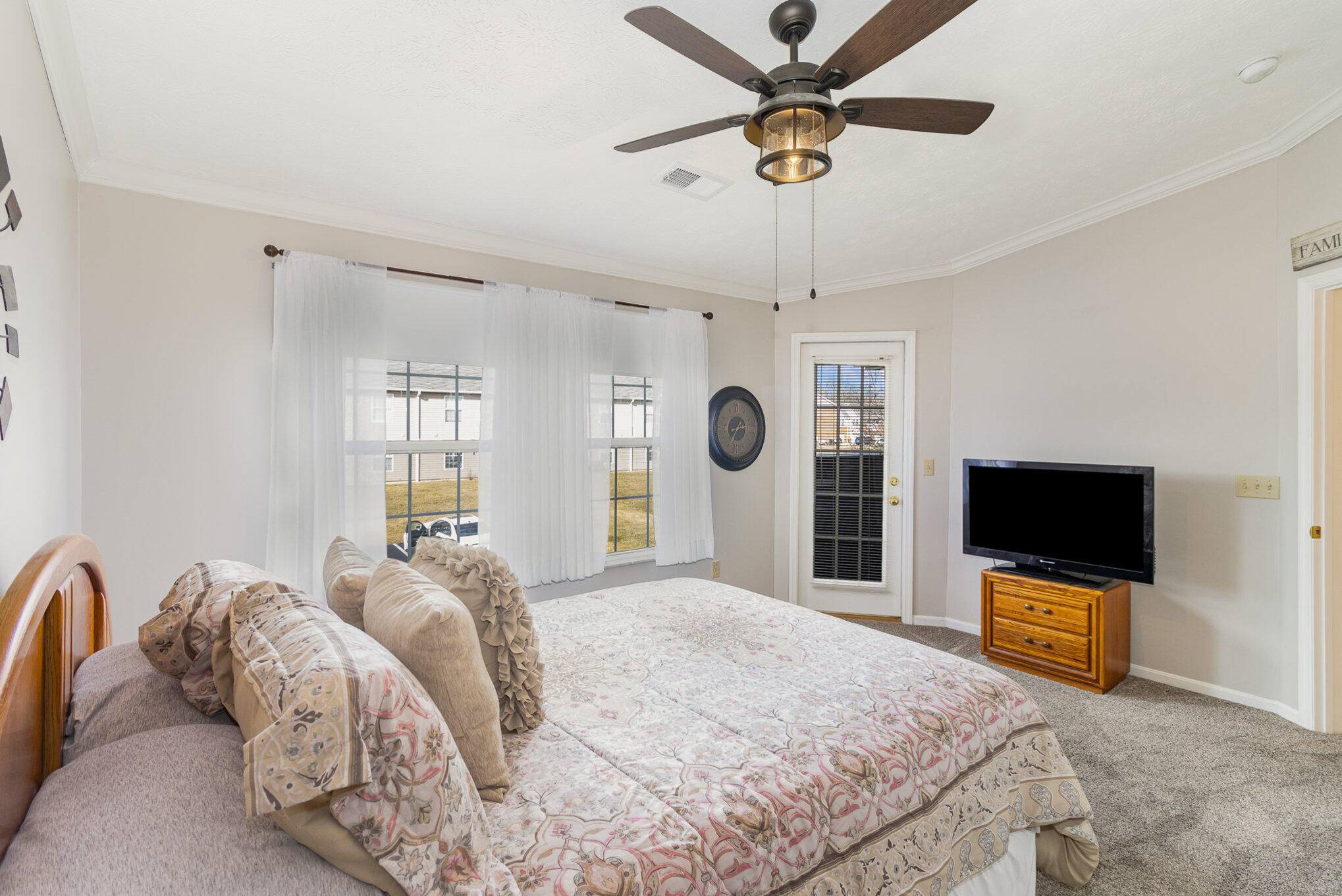 240 Langshire Court, 5