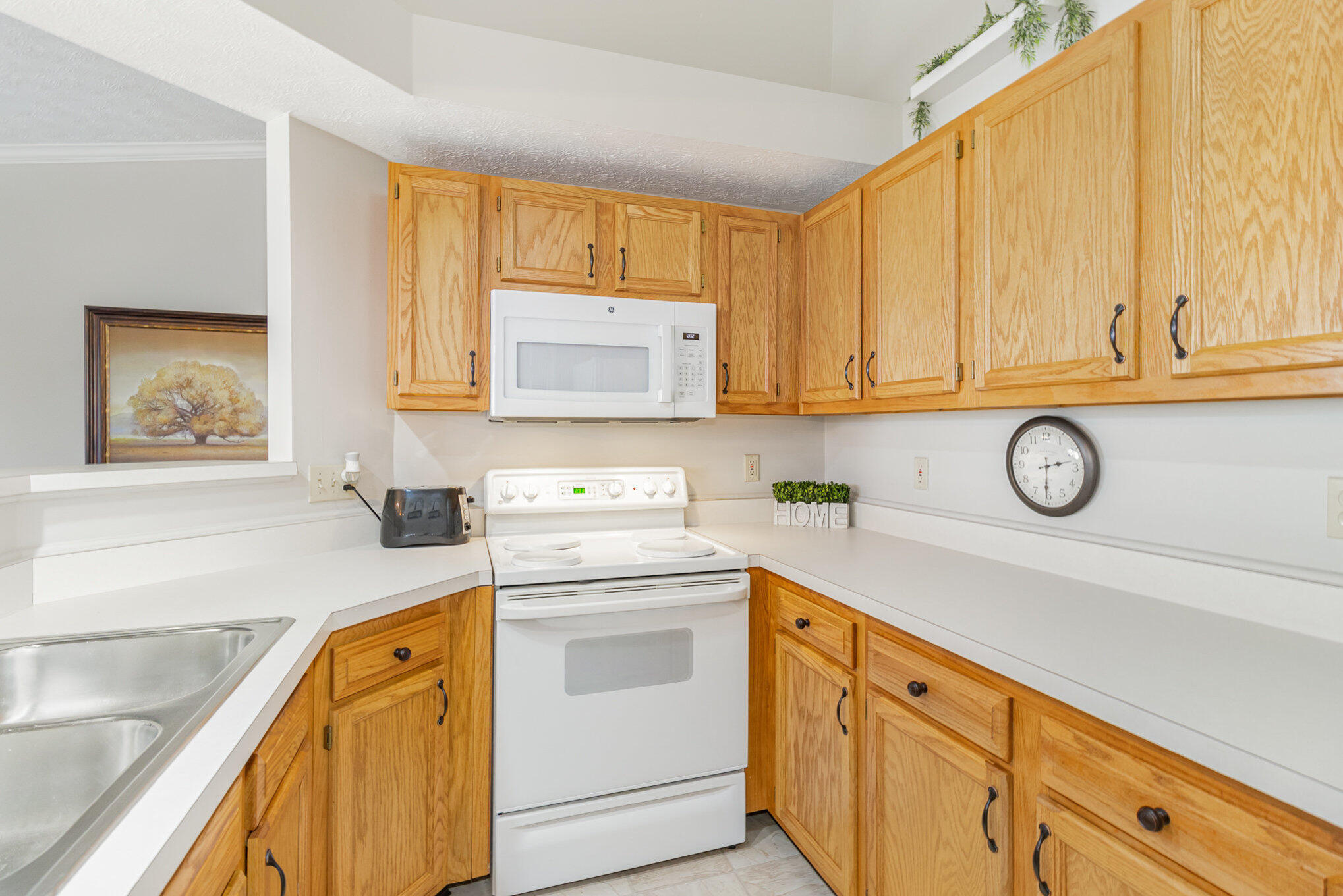 240 Langshire Court, 5