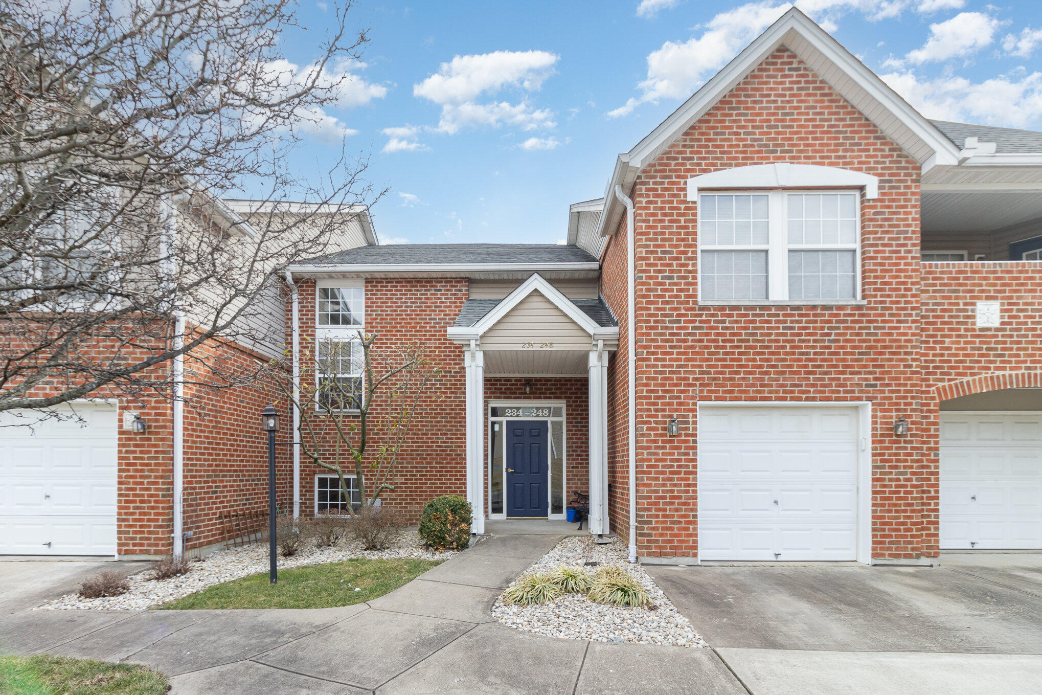 240 Langshire Court, 5