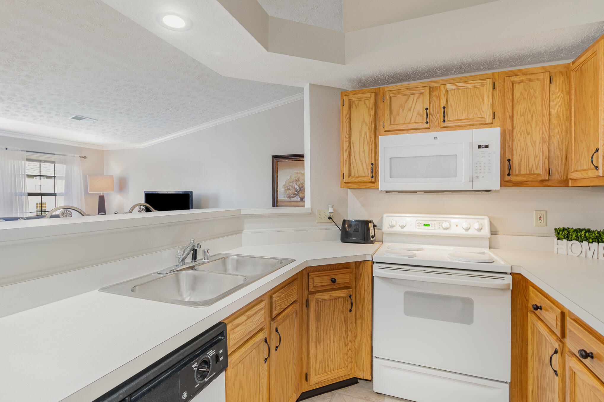 240 Langshire Court, 5