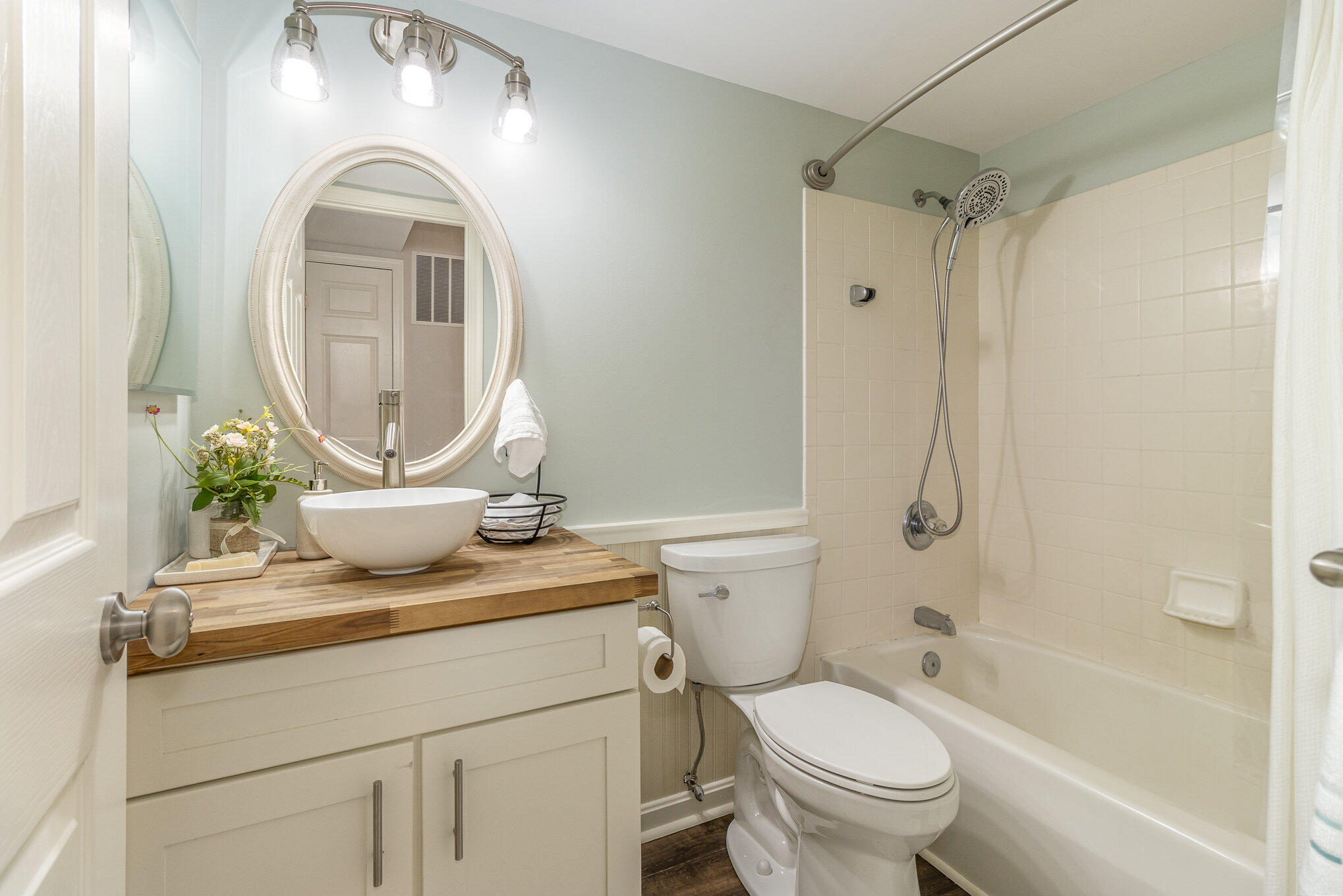 7345 Centrecrest Lane, D