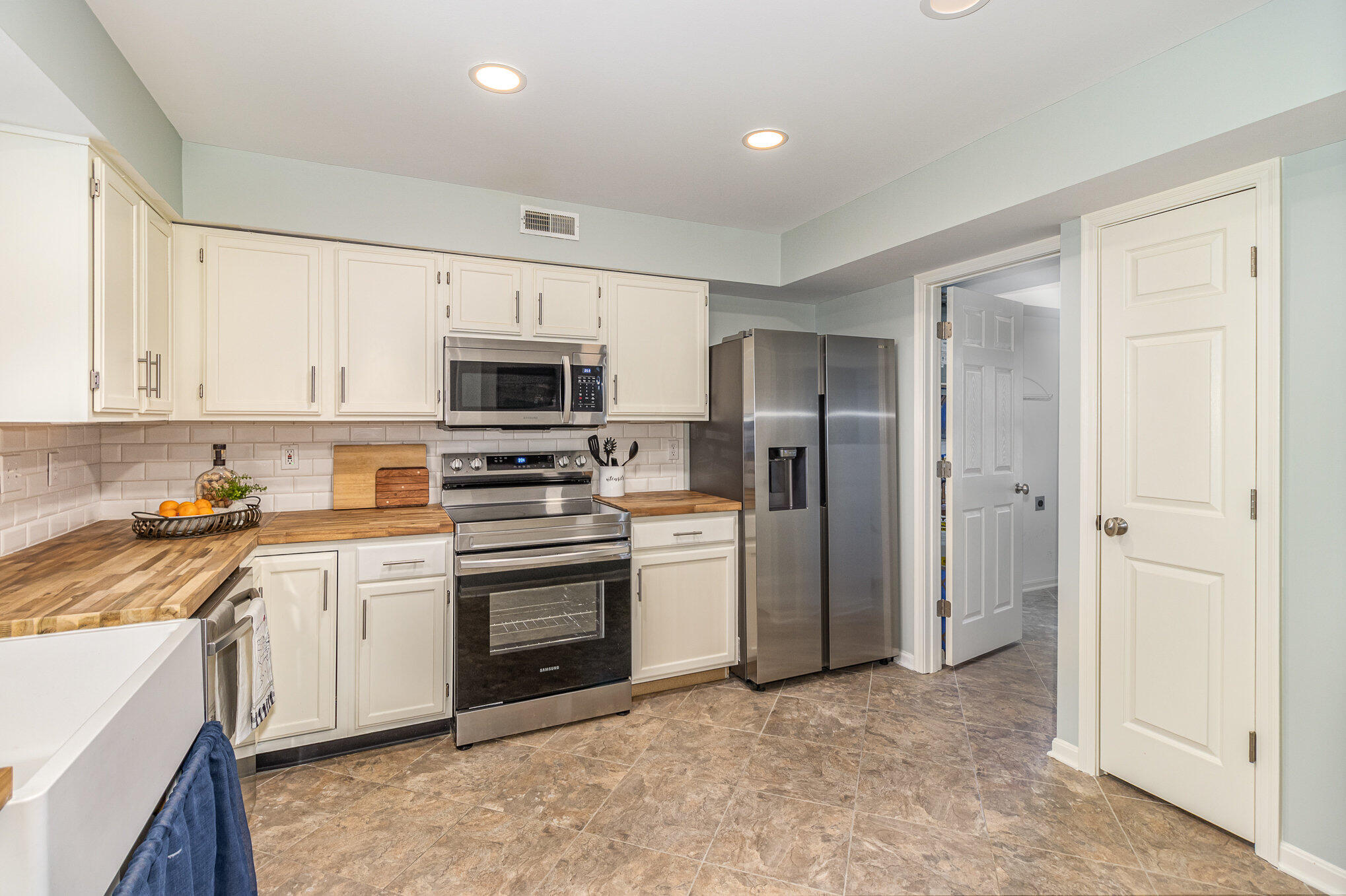 7345 Centrecrest Lane, D