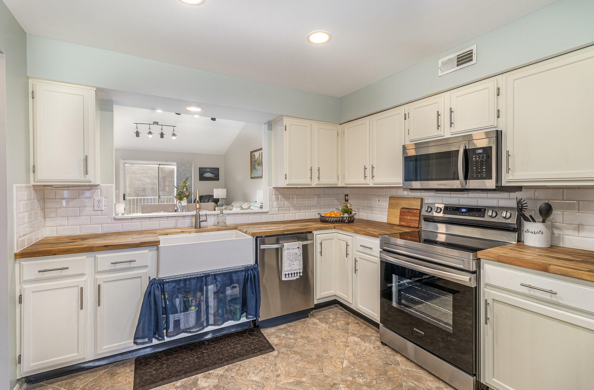 7345 Centrecrest Lane, D