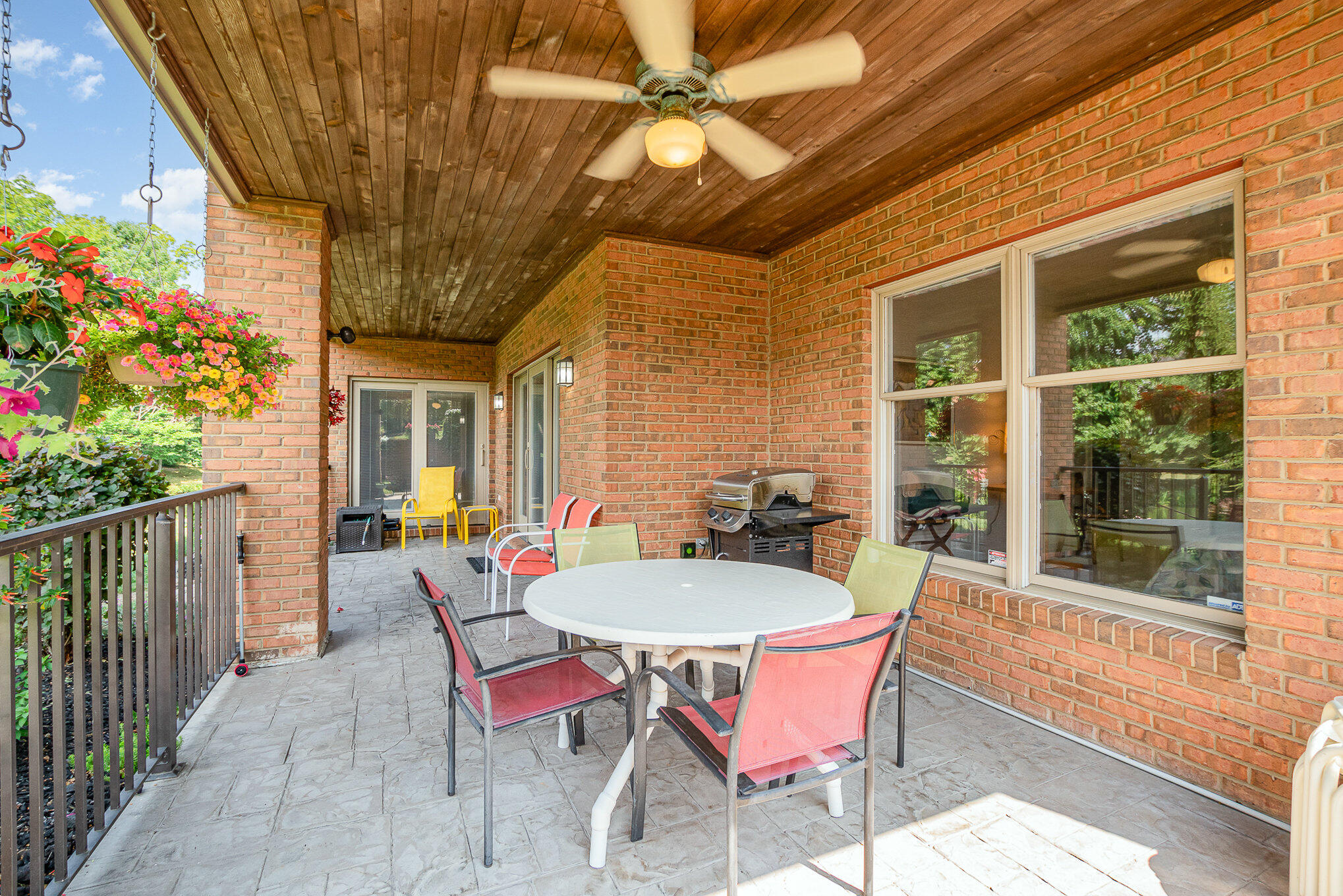 980 Riva Ridge Court