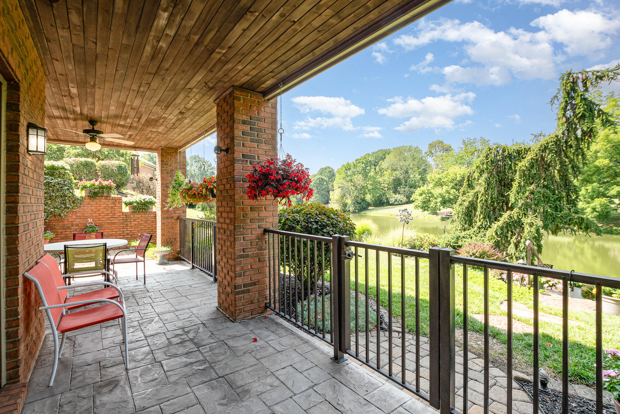 980 Riva Ridge Court