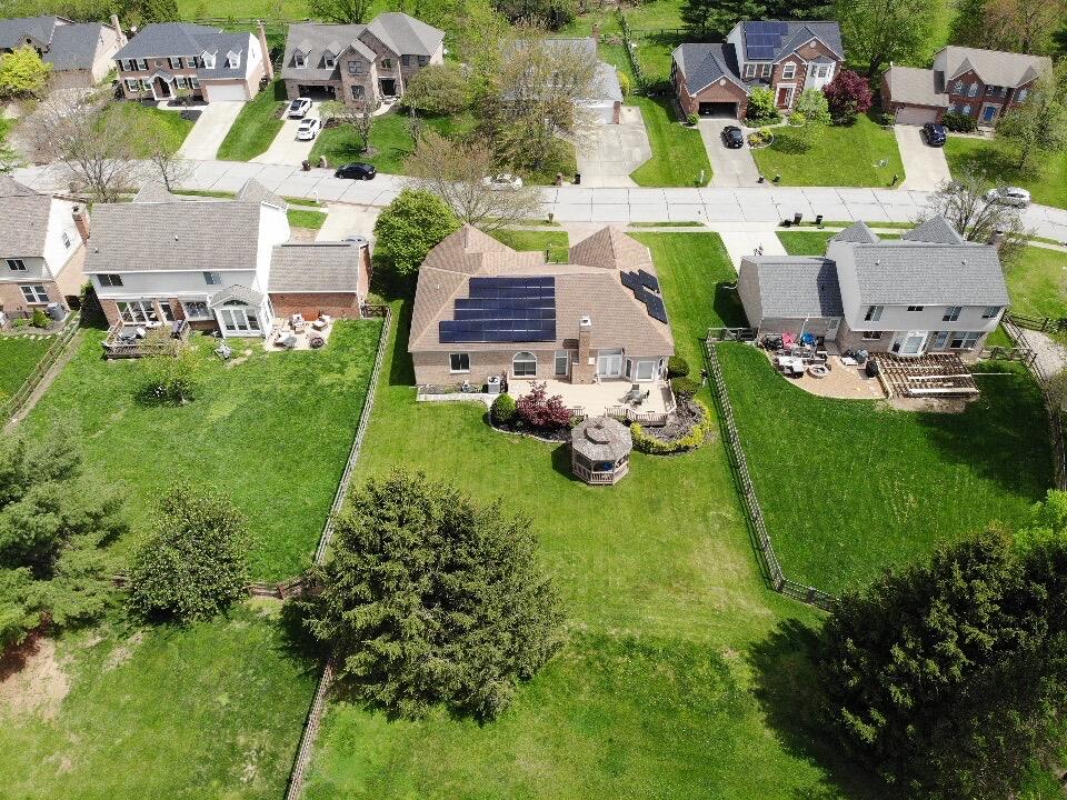 954 Lakepointe Court