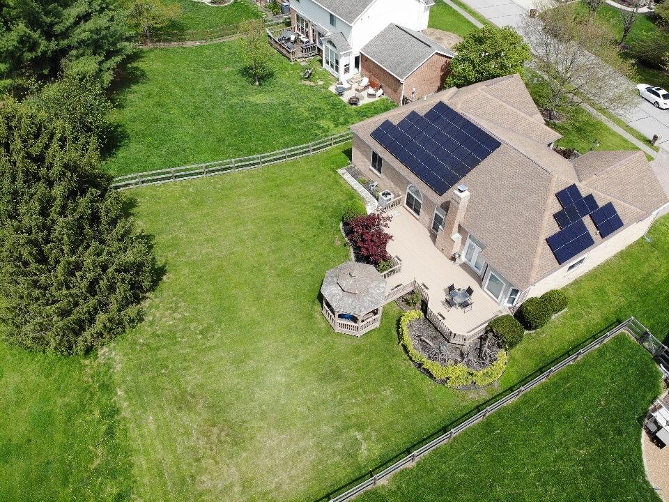 954 Lakepointe Court