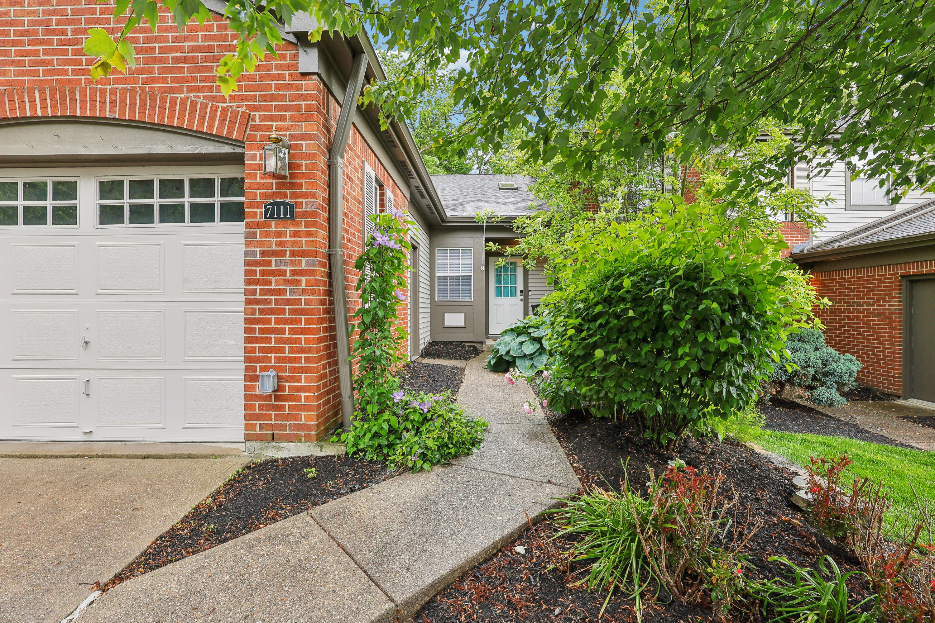 7111 Sweetwater Drive