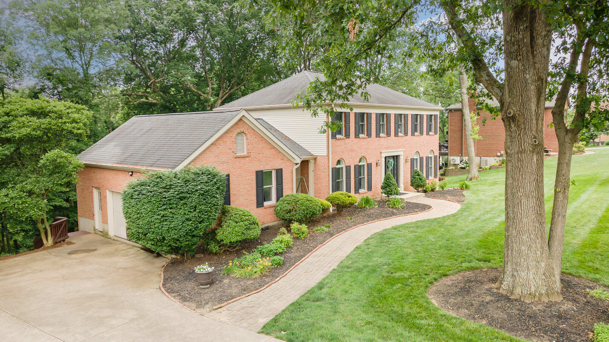1063 Tudor Lane