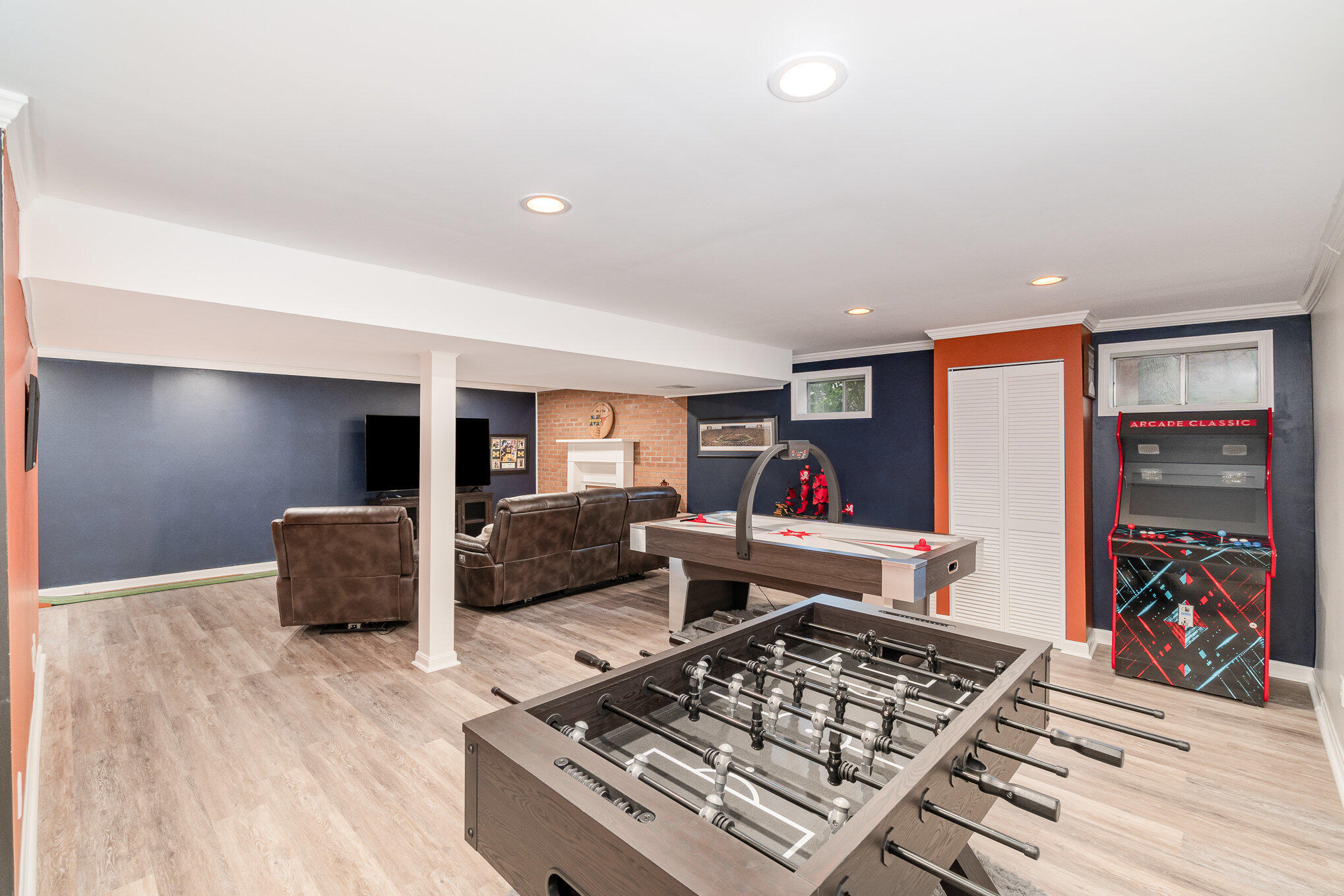 1063 Tudor Lane