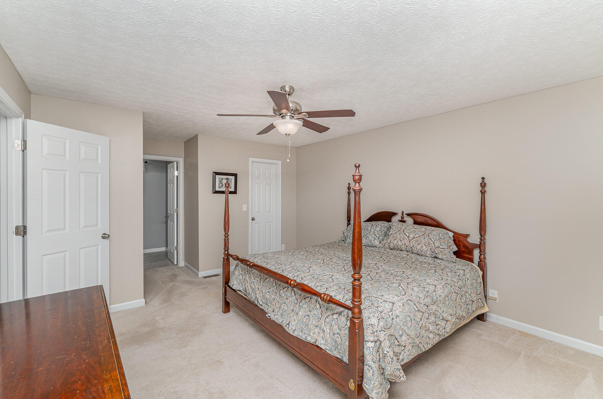6243 Fairoaks Drive