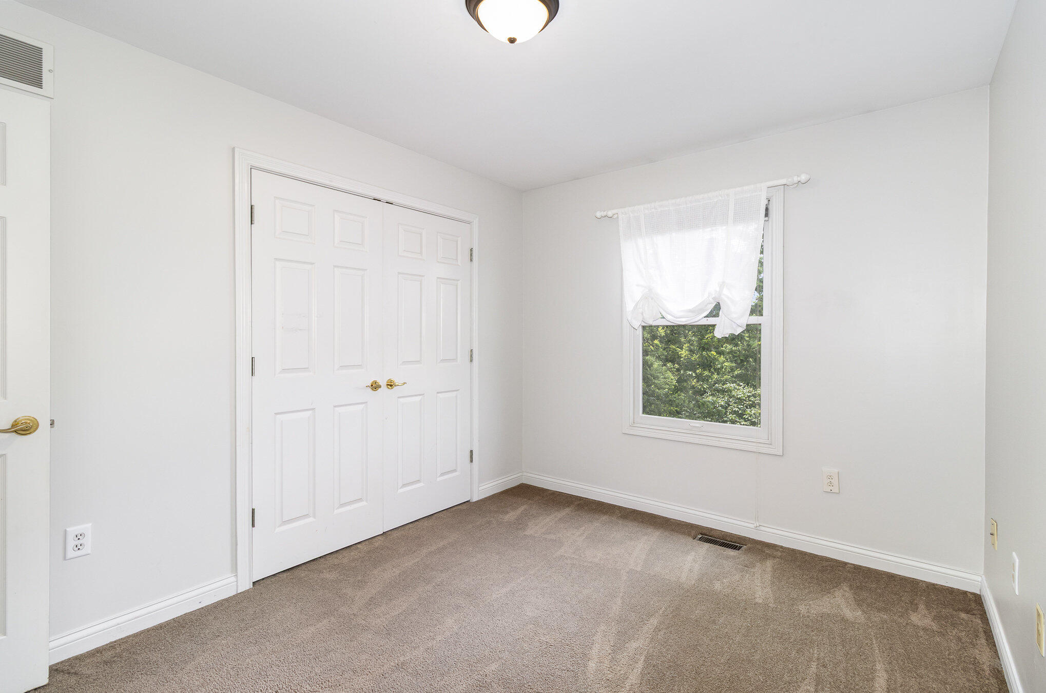 10659 Mountain Laurel Way