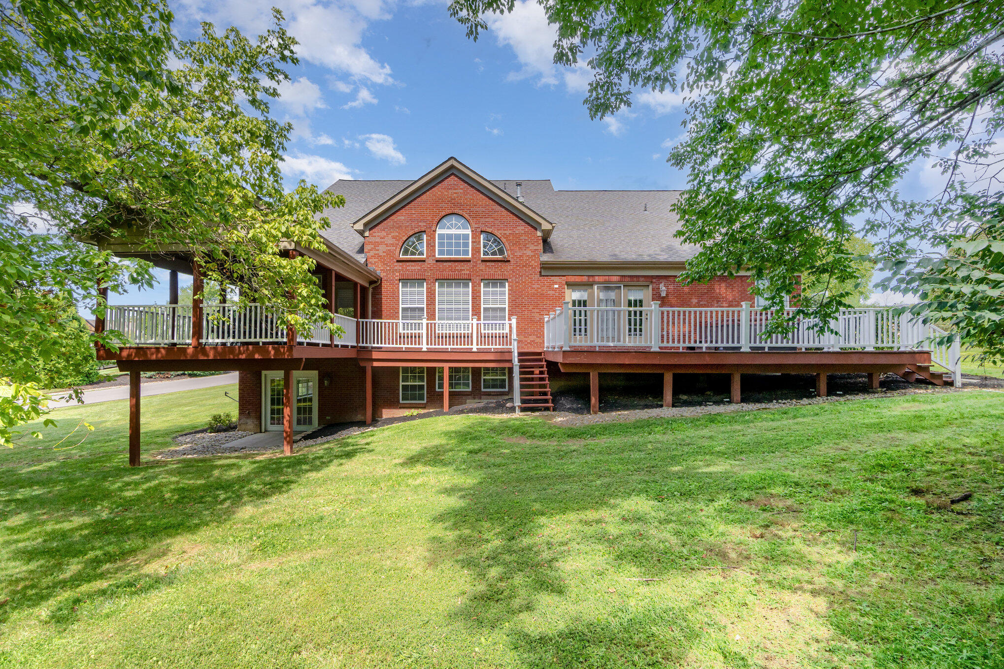 757 Gallant Fox Lane