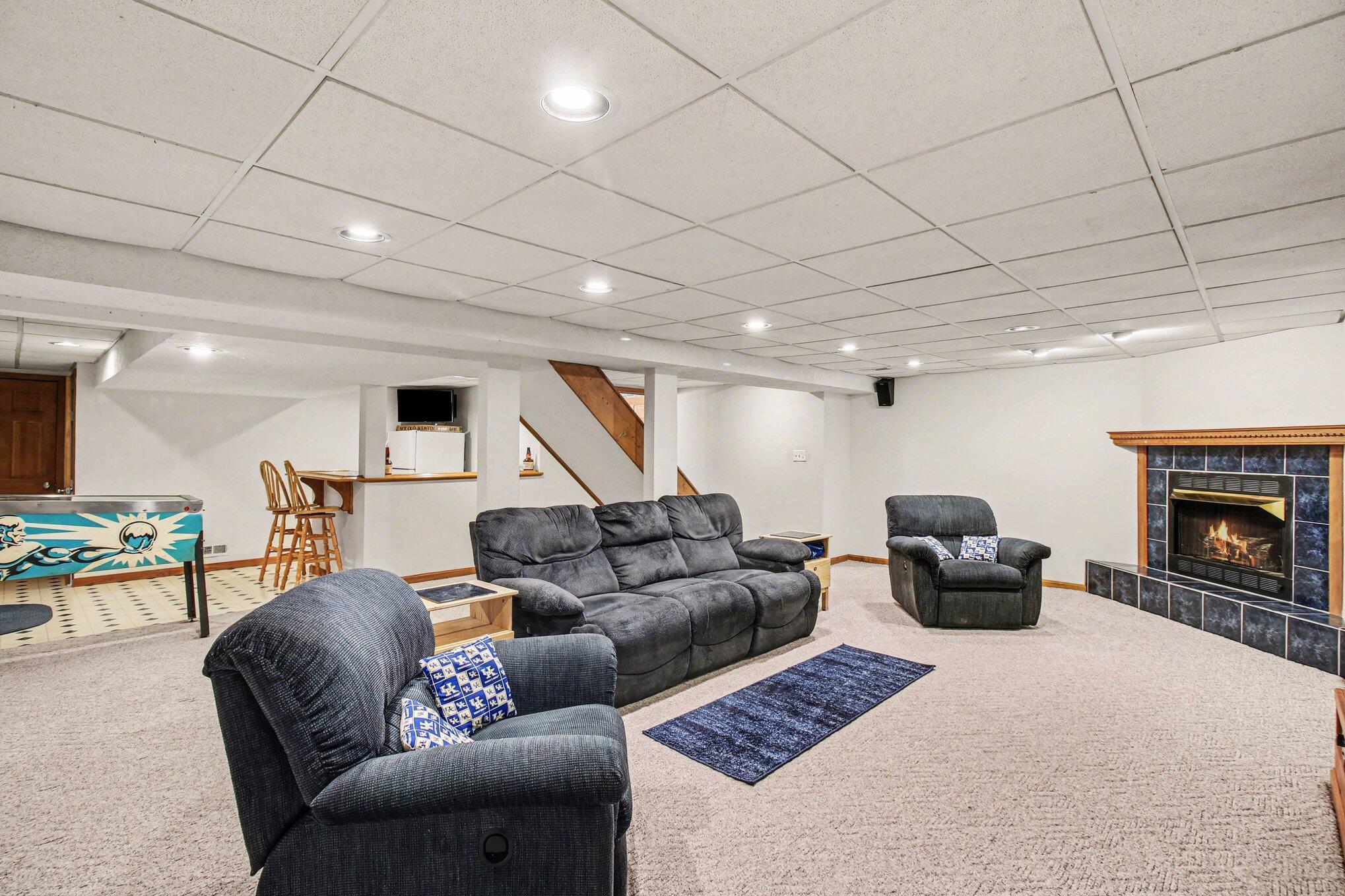 118 Collingwood Court