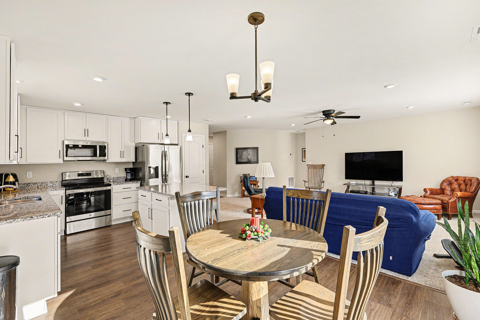 6813 Green Isle Lane