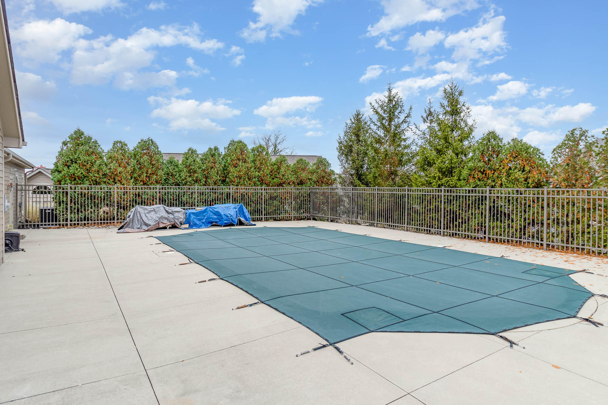 9201 Royal Oak Lane