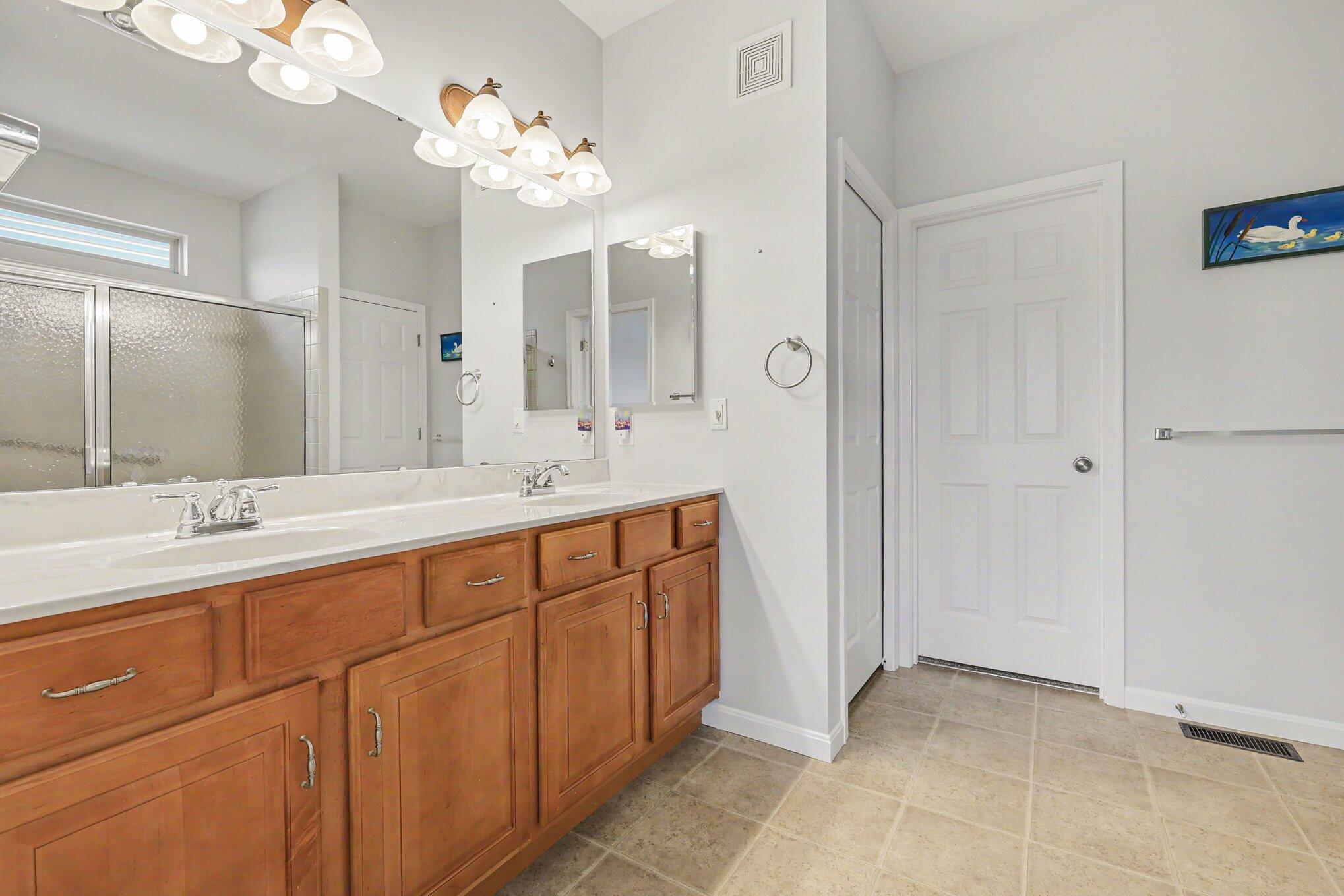 937 Hawkshead Lane