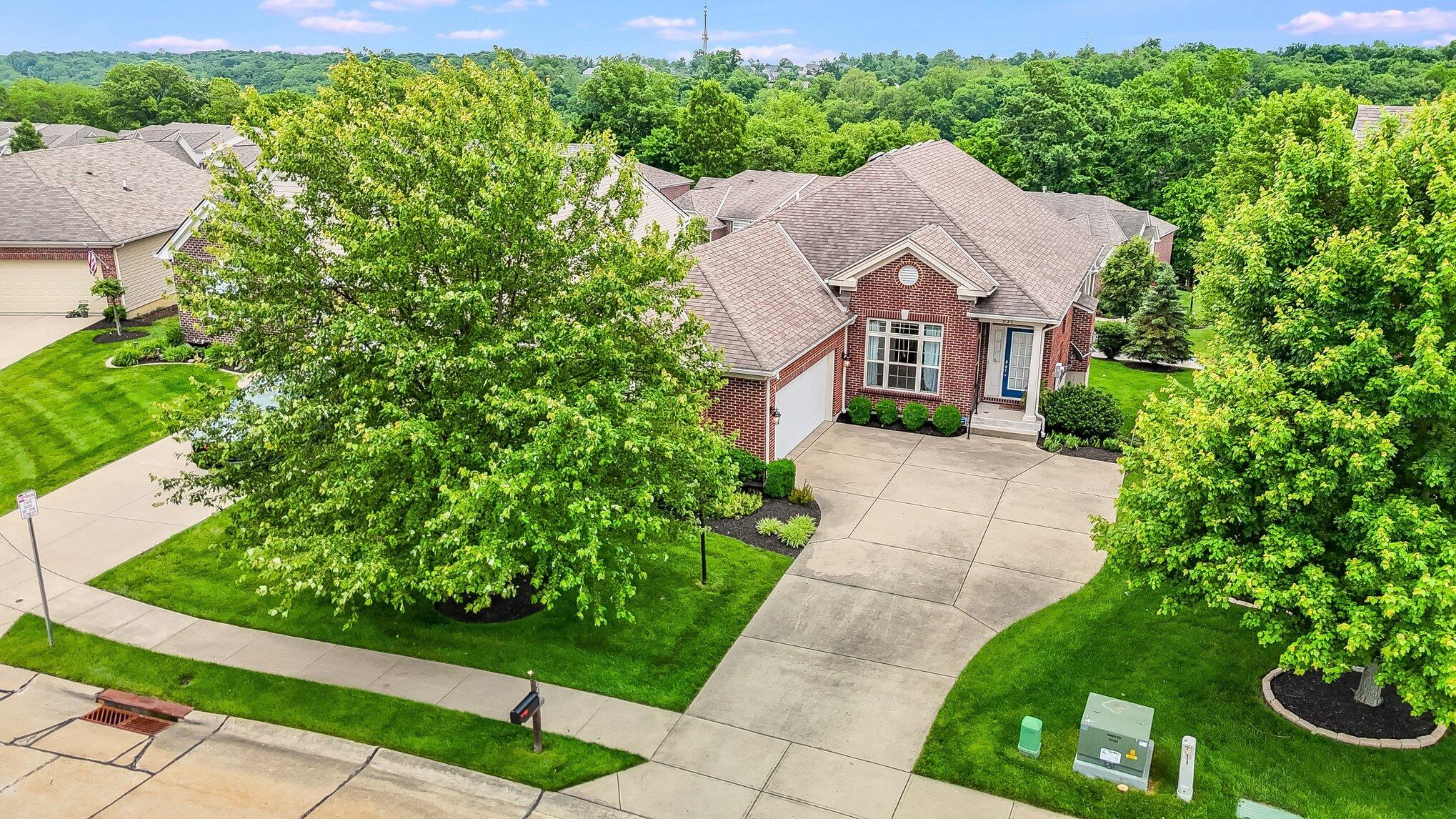 937 Hawkshead Lane