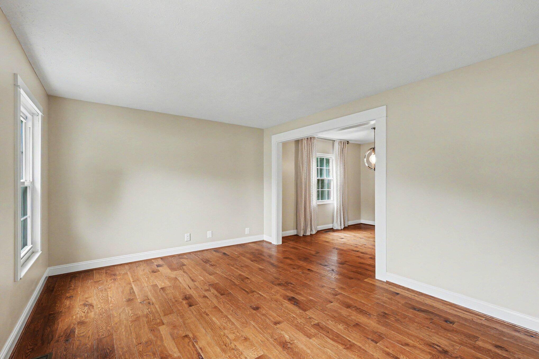2726 Claiborne Court