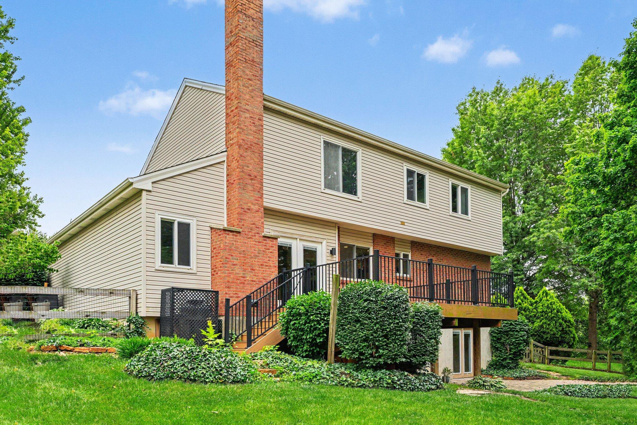 2726 Claiborne Court