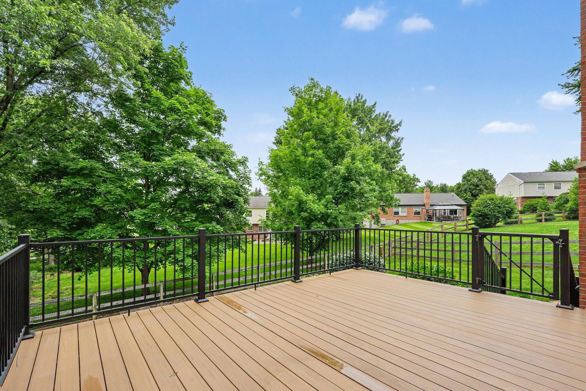 2726 Claiborne Court
