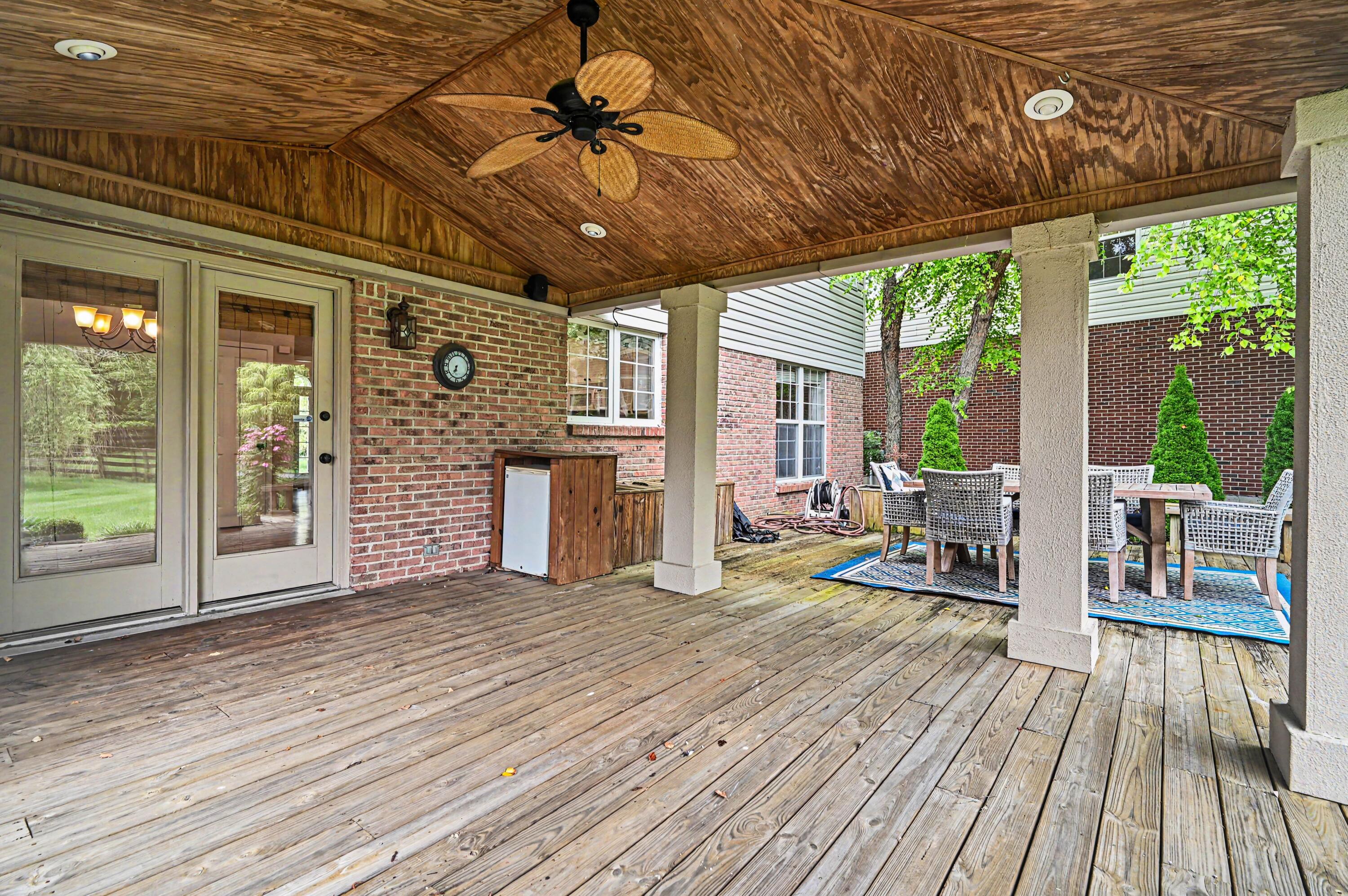 582 Savannah Drive