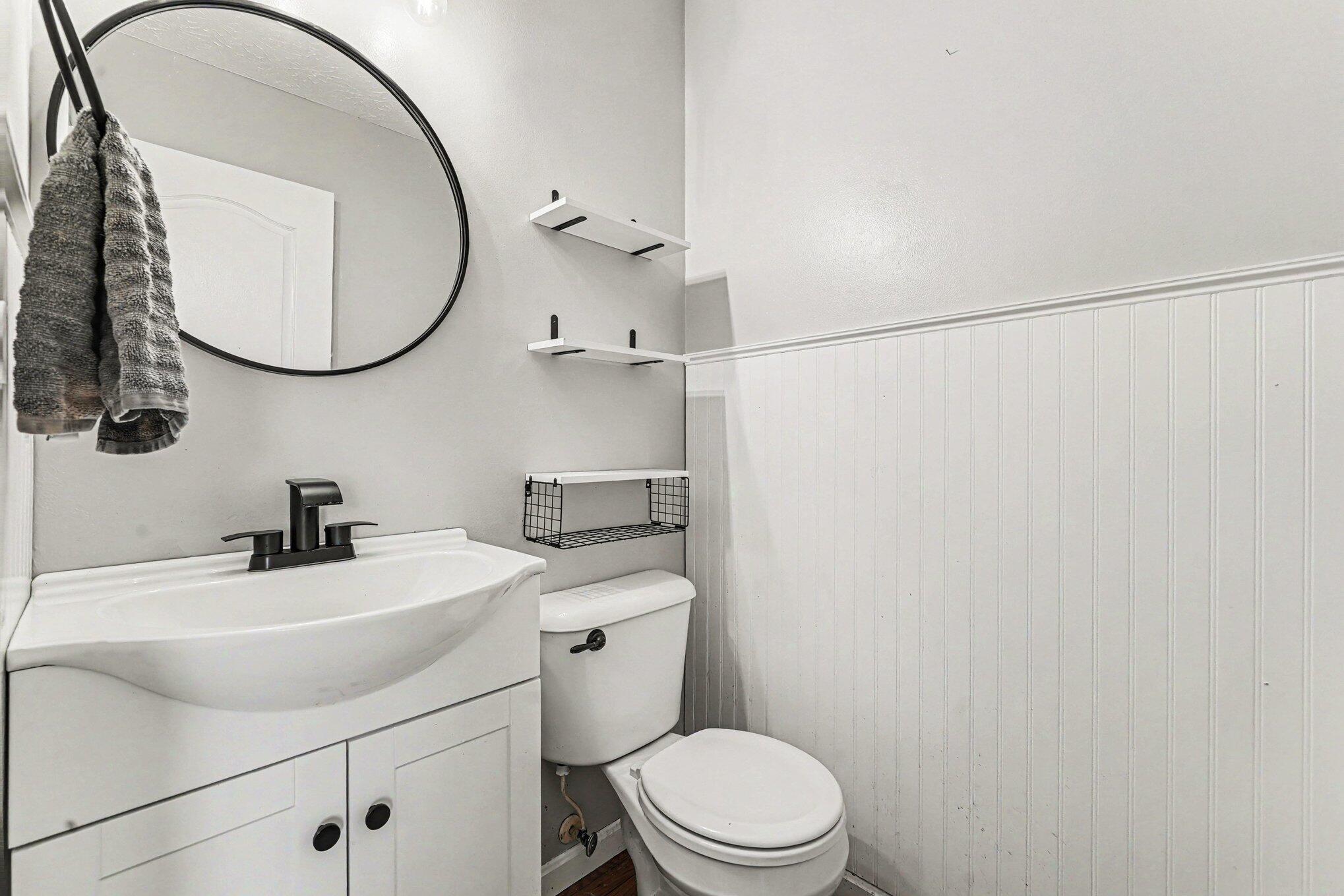 1023 Meadowbrook Court